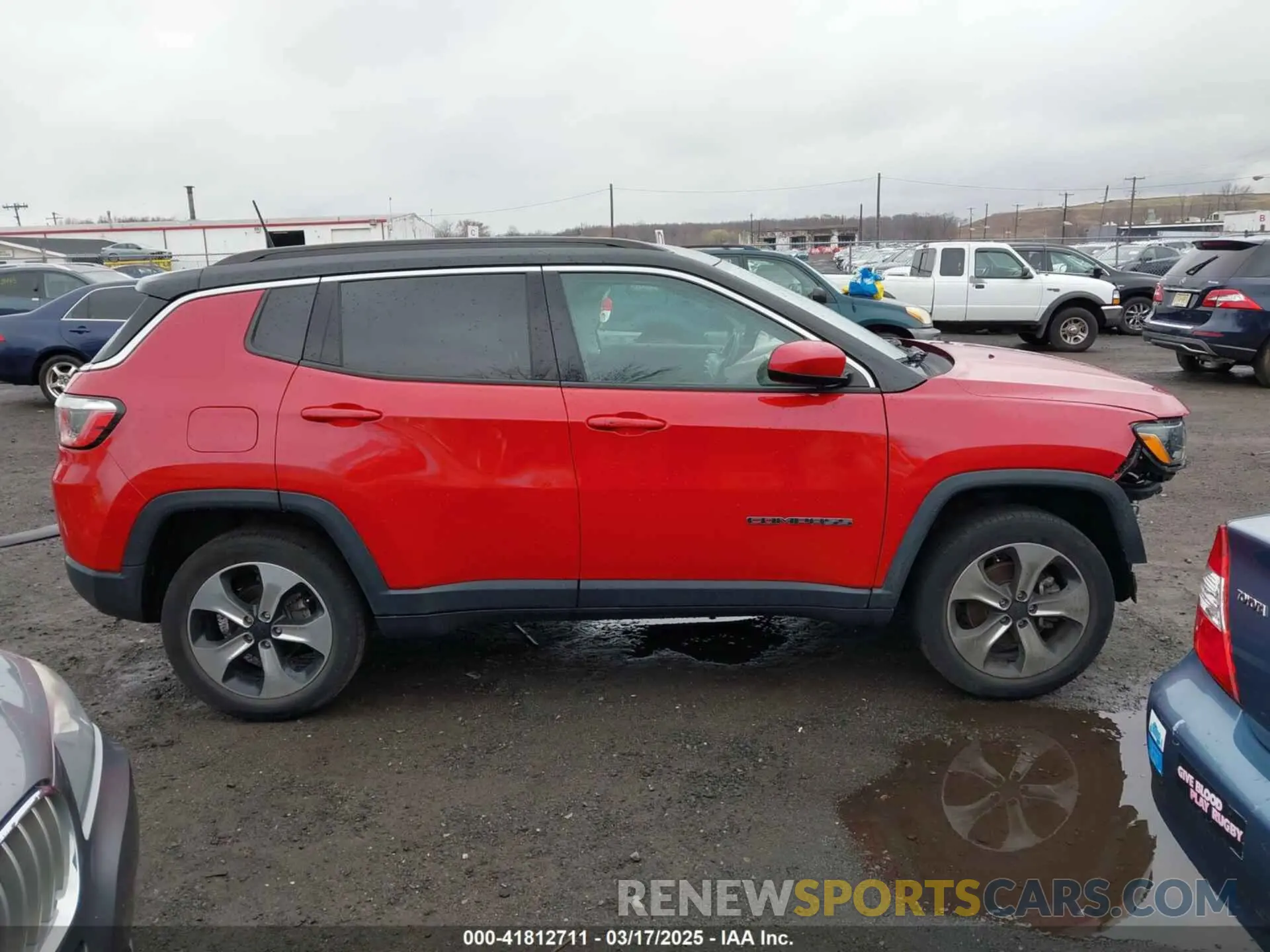 10 fotografías del automóvil dañado 3C4NJDBB7KT629155 JEEP COMPASS 2019