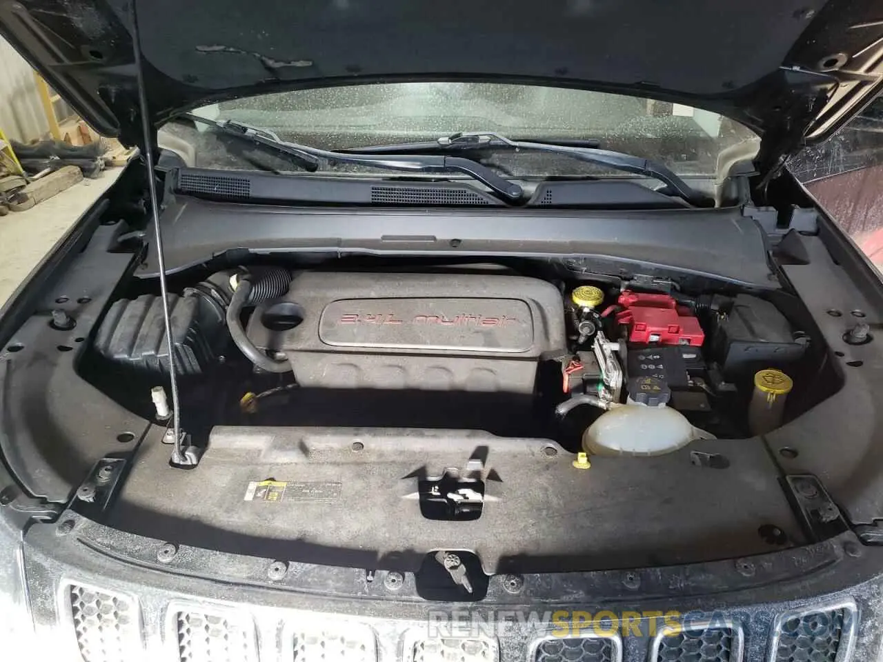 12 fotografías del automóvil dañado 3C4NJDBB7KT786653 JEEP COMPASS 2019