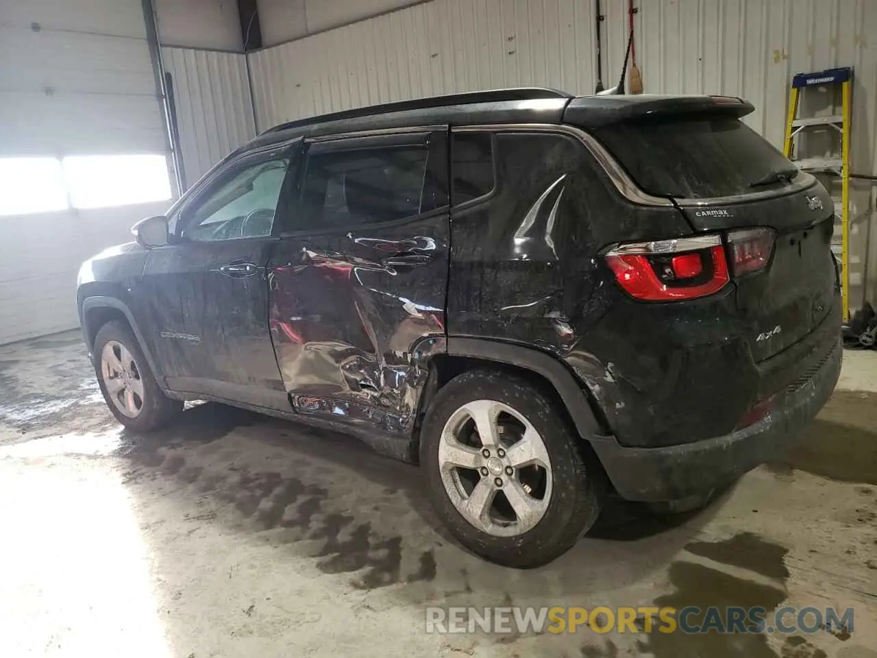 2 fotografías del automóvil dañado 3C4NJDBB7KT786653 JEEP COMPASS 2019