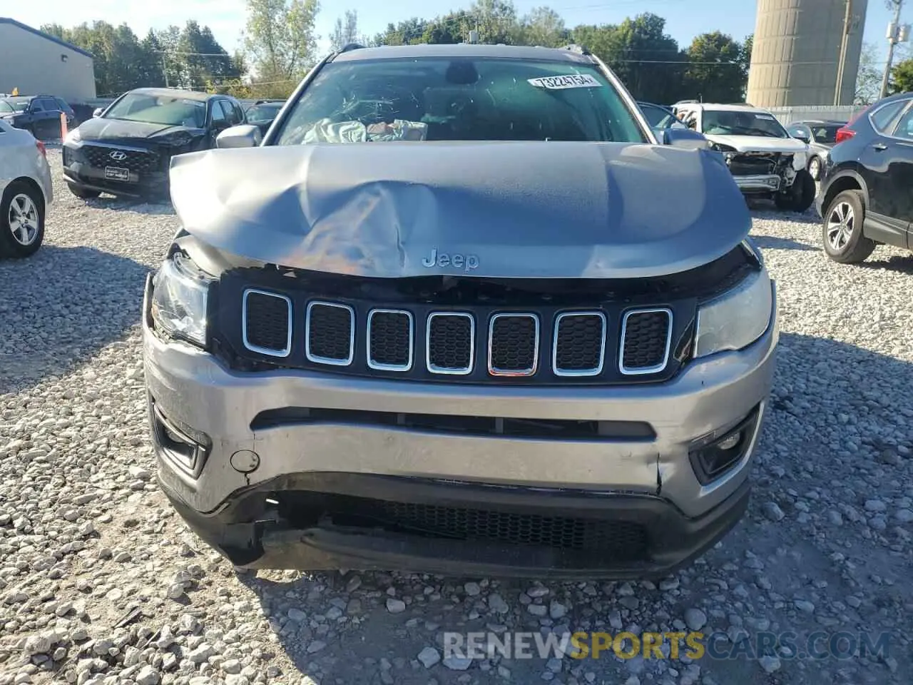 5 fotografías del automóvil dañado 3C4NJDBB7KT849802 JEEP COMPASS 2019