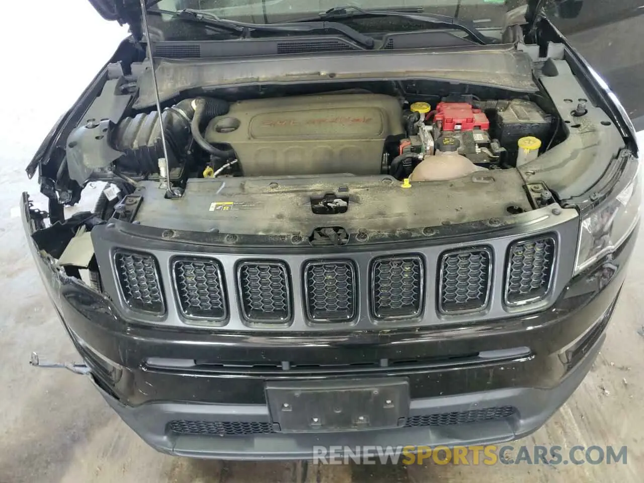 12 fotografías del automóvil dañado 3C4NJDBB8KT647373 JEEP COMPASS 2019
