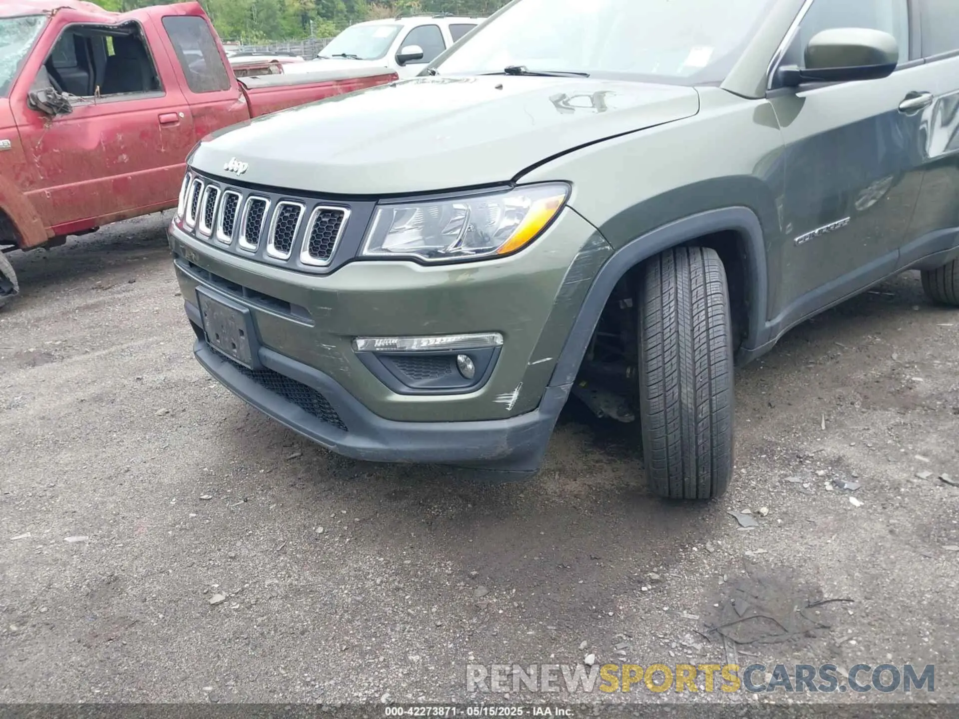 6 fotografías del automóvil dañado 3C4NJDBB8KT828747 JEEP COMPASS 2019