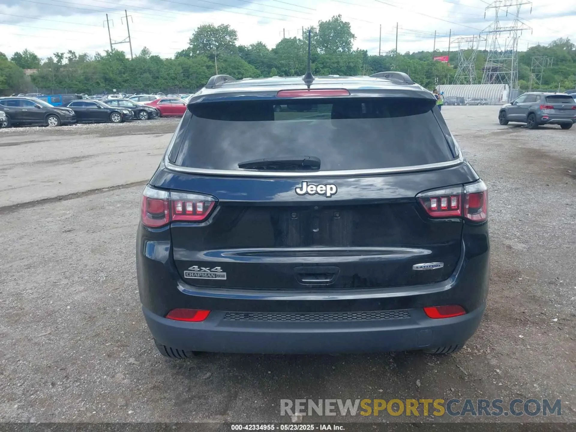 17 fotografías del automóvil dañado 3C4NJDBB8KT834306 JEEP COMPASS 2019