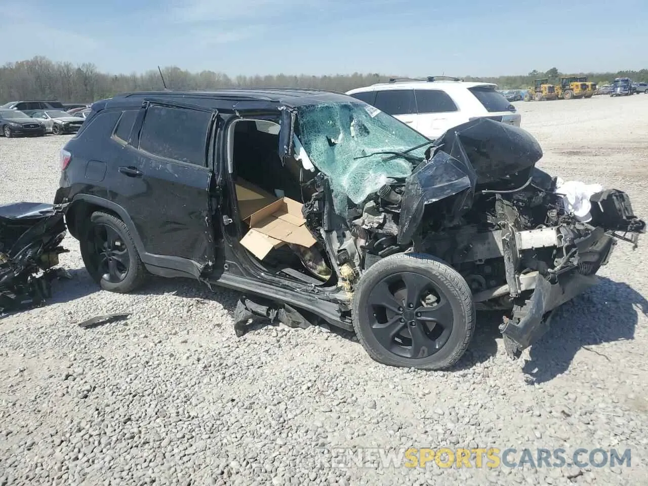 4 fotografías del automóvil dañado 3C4NJDBB9KT602264 JEEP COMPASS 2019