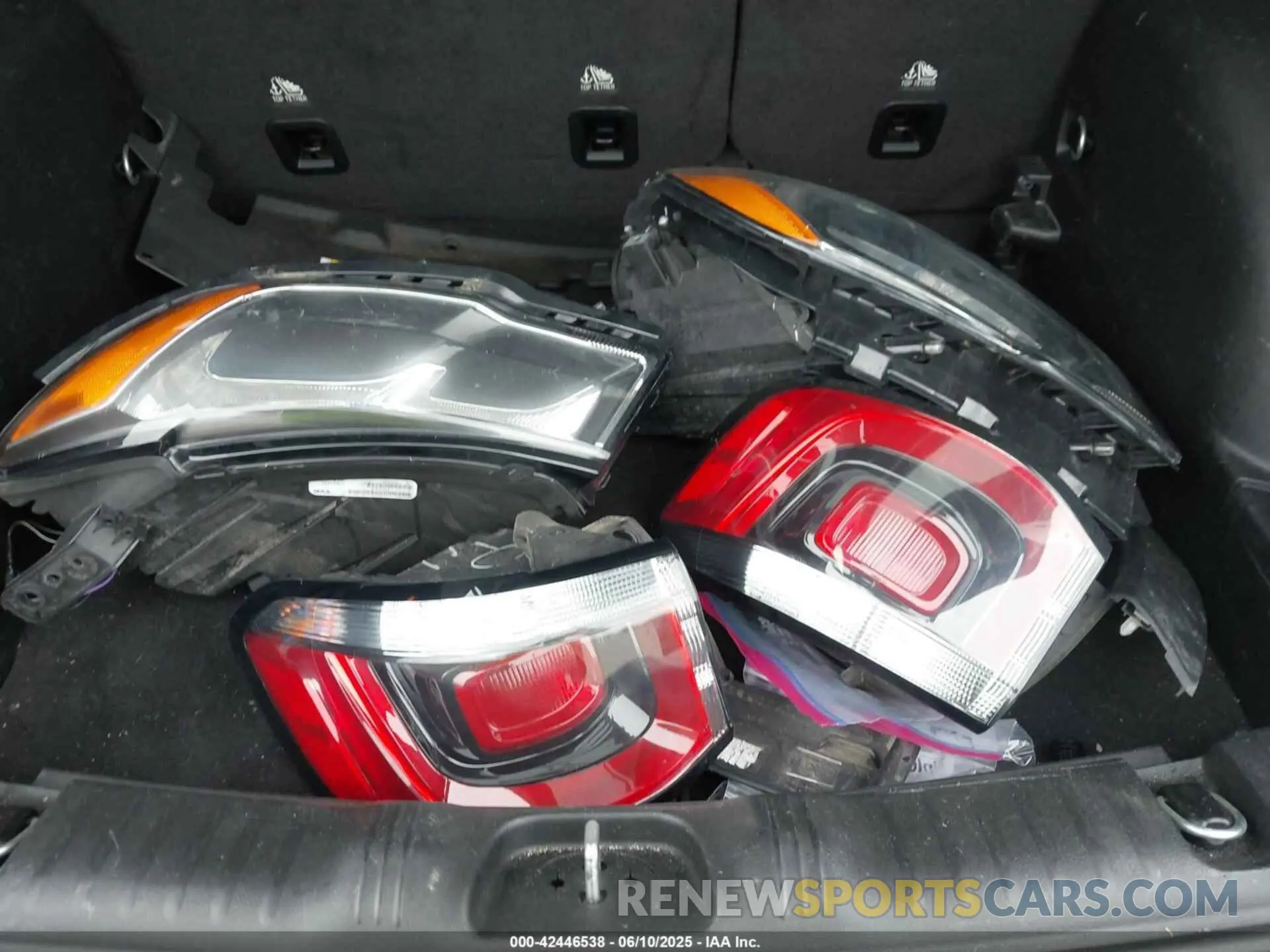 12 fotografías del automóvil dañado 3C4NJDBB9KT834332 JEEP COMPASS 2019