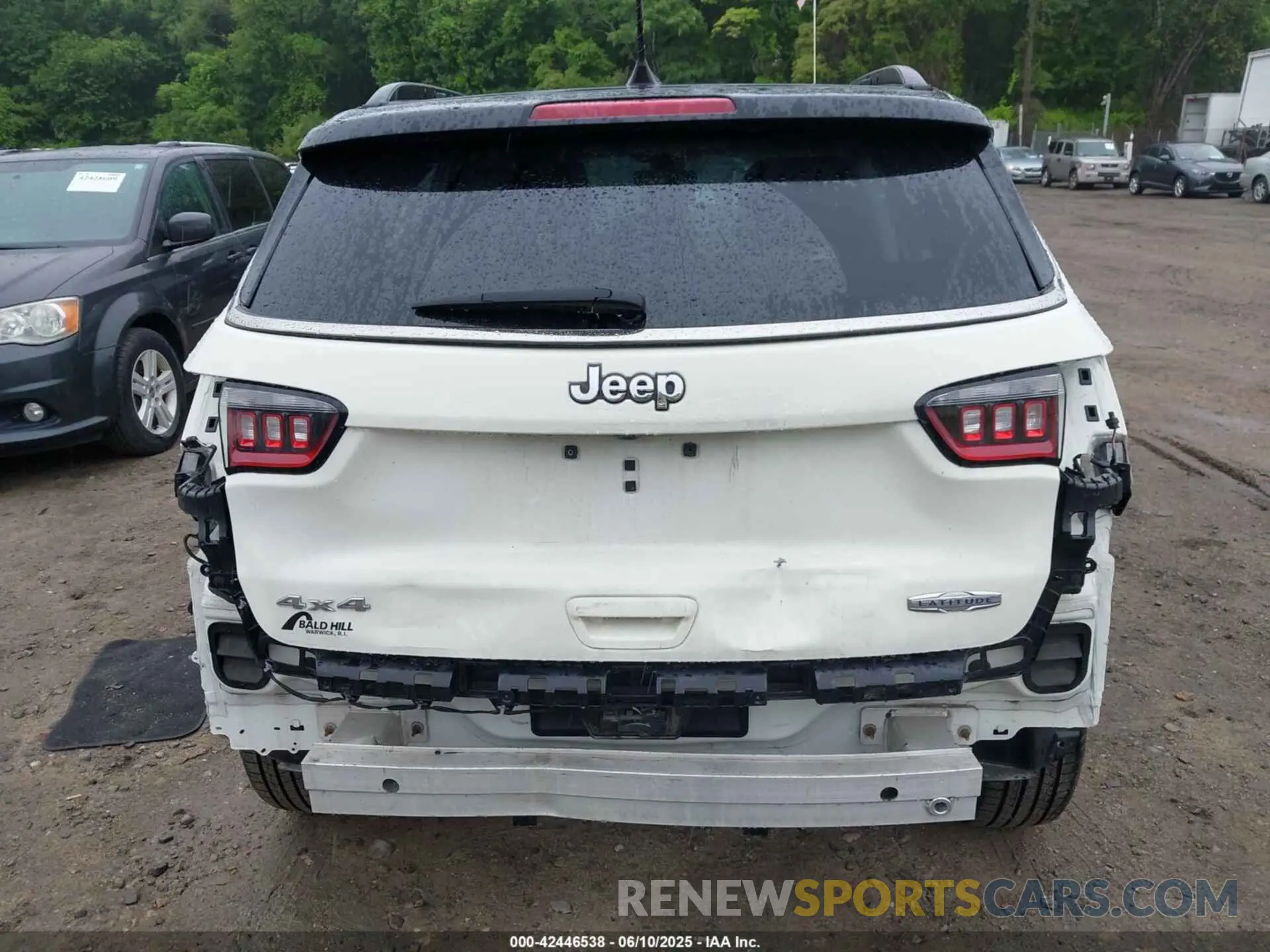 17 fotografías del automóvil dañado 3C4NJDBB9KT834332 JEEP COMPASS 2019
