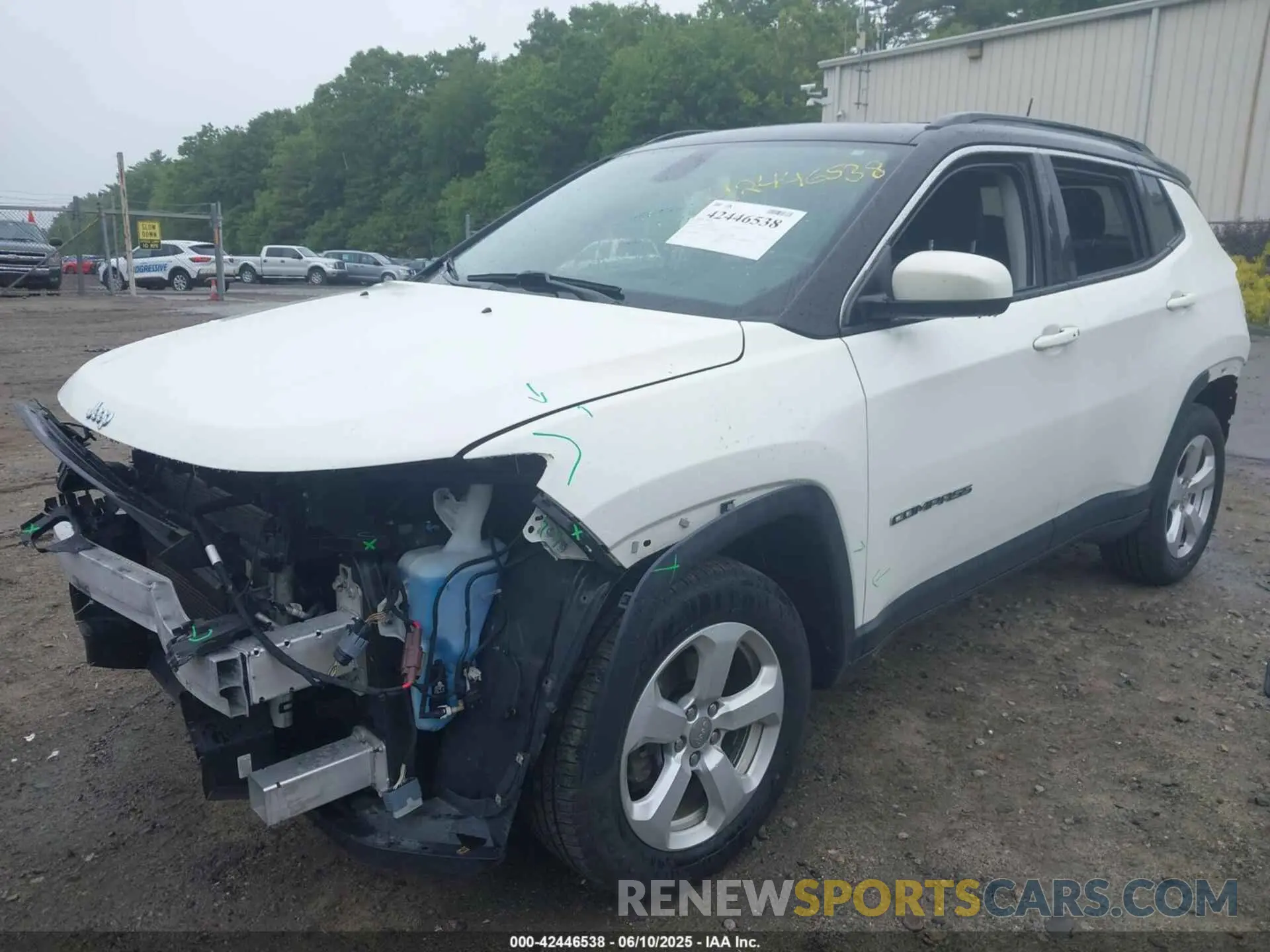 2 fotografías del automóvil dañado 3C4NJDBB9KT834332 JEEP COMPASS 2019