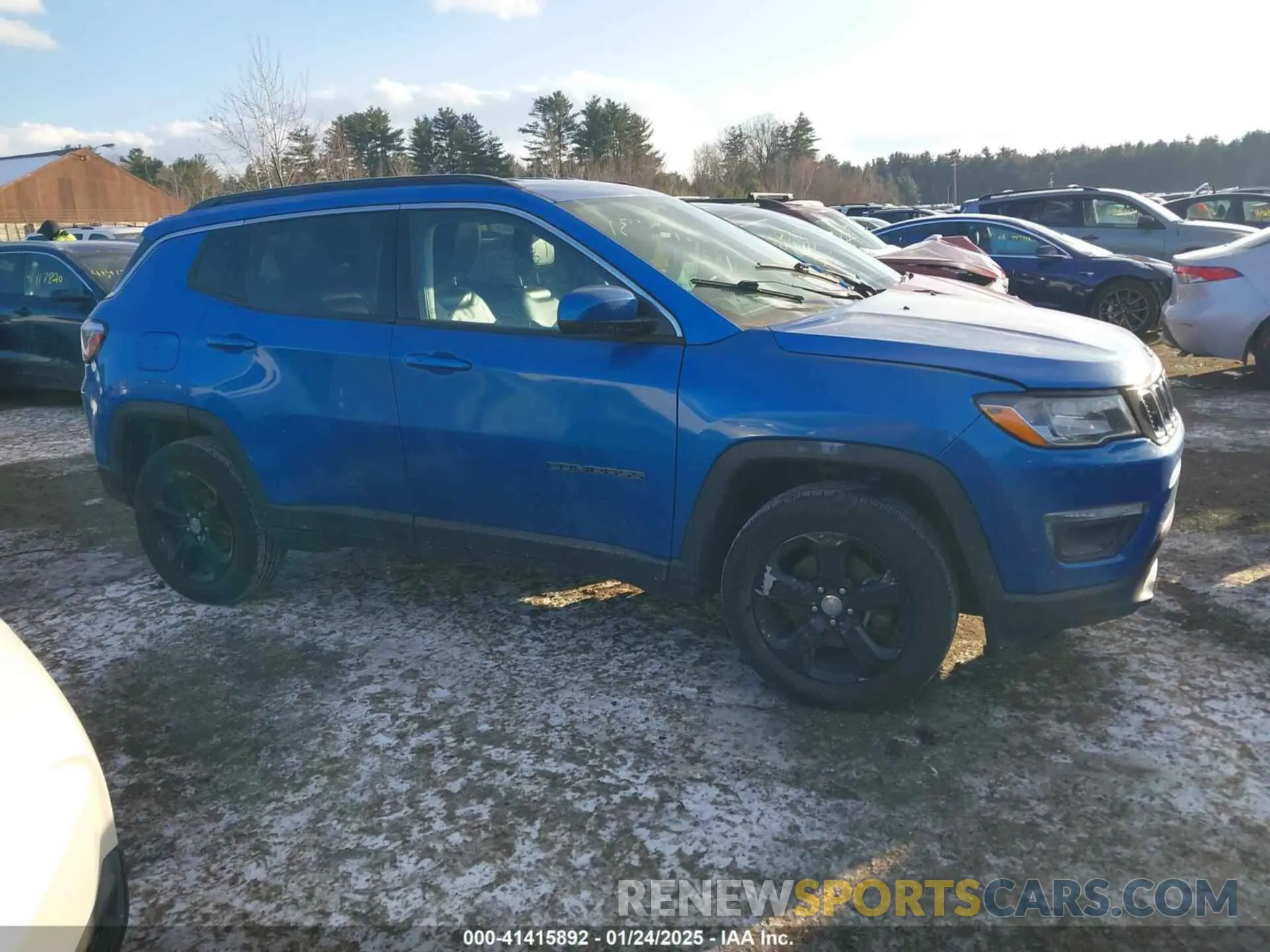 14 fotografías del automóvil dañado 3C4NJDBBXKT596958 JEEP COMPASS 2019