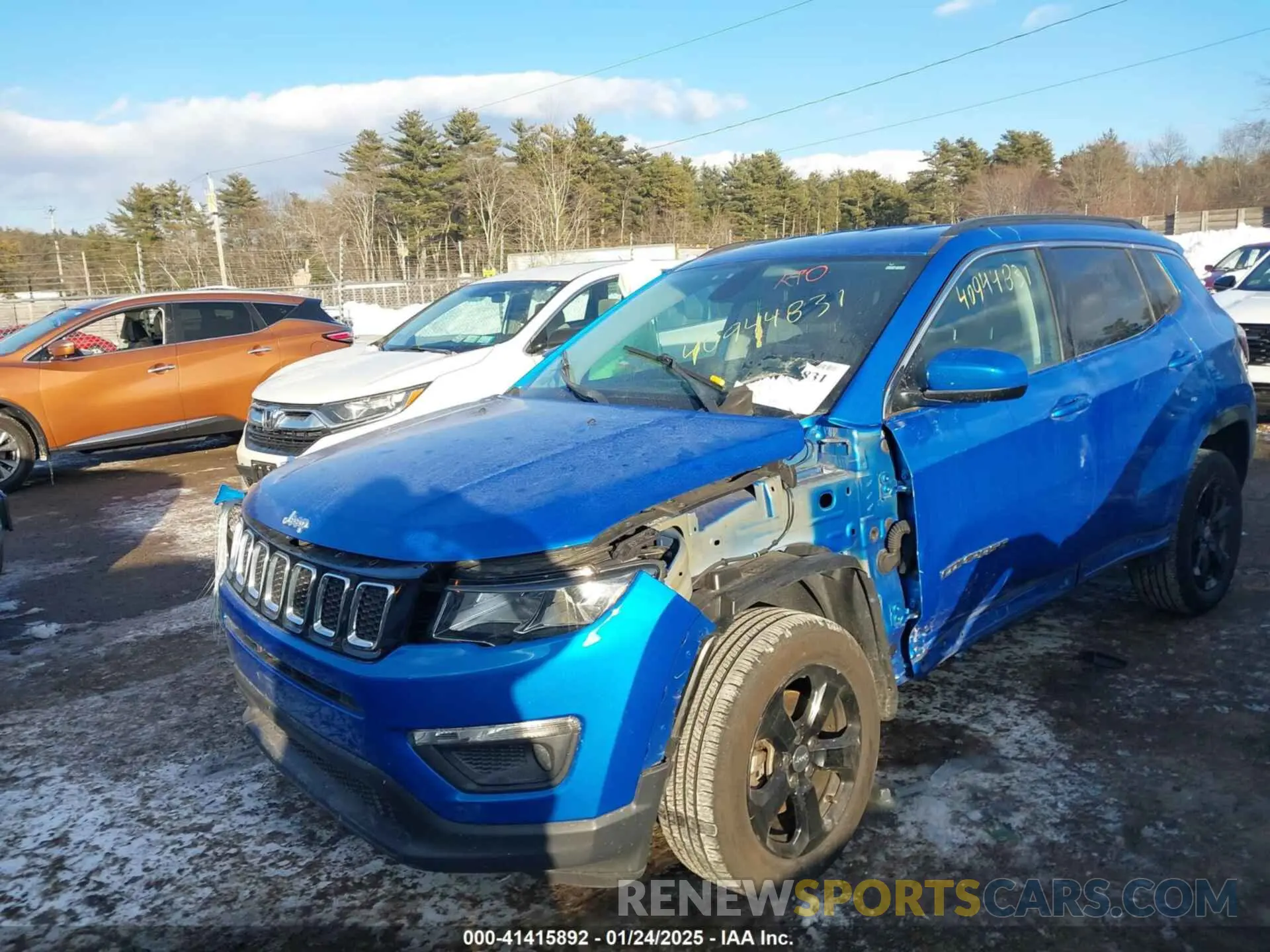 2 fotografías del automóvil dañado 3C4NJDBBXKT596958 JEEP COMPASS 2019