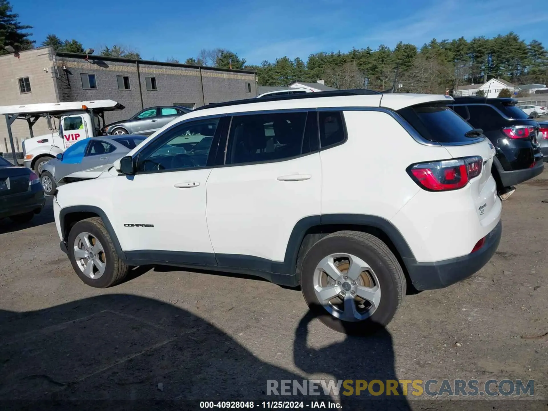 14 fotografías del automóvil dañado 3C4NJDBBXKT601902 JEEP COMPASS 2019