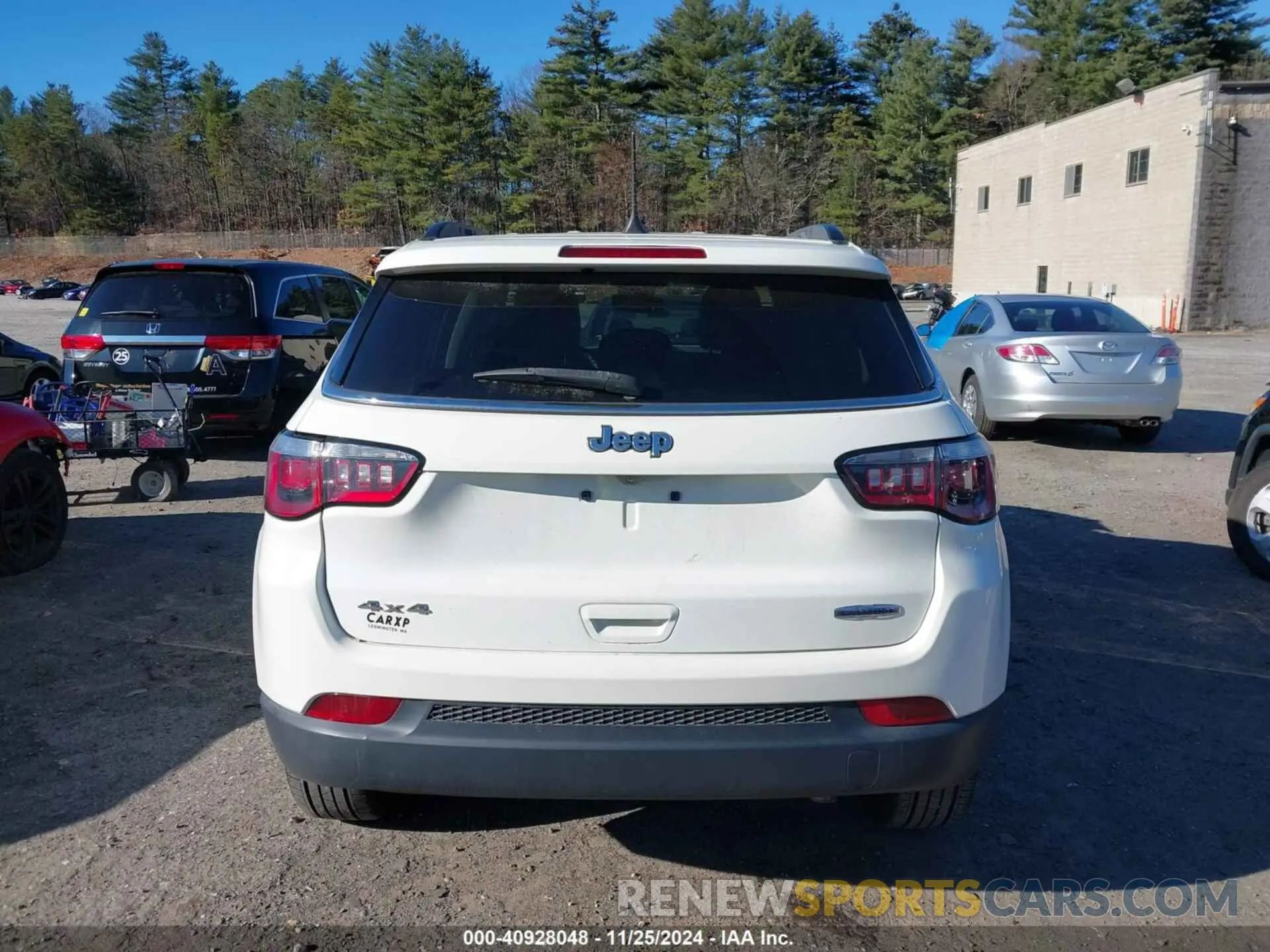 16 fotografías del automóvil dañado 3C4NJDBBXKT601902 JEEP COMPASS 2019