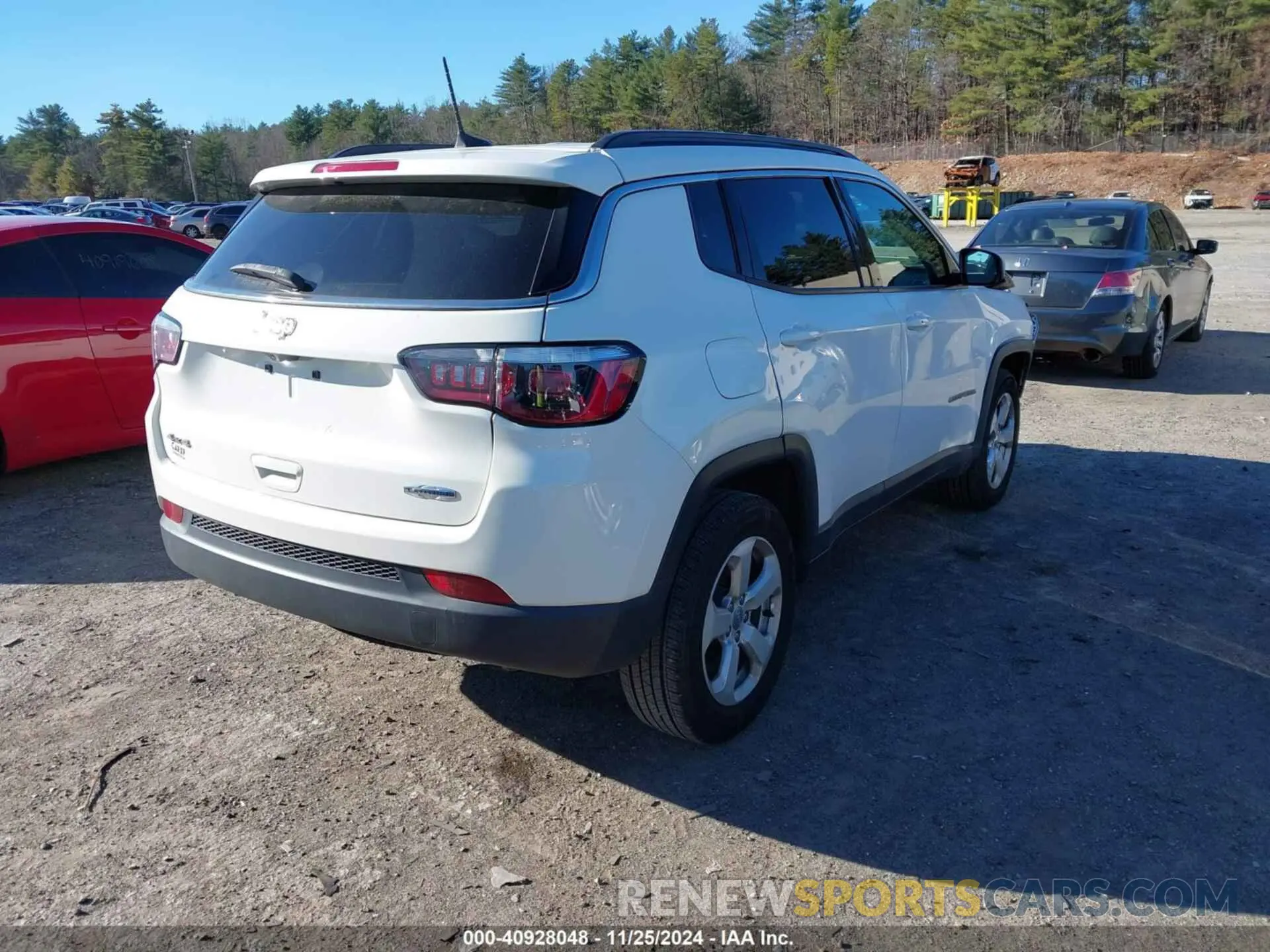 4 fotografías del automóvil dañado 3C4NJDBBXKT601902 JEEP COMPASS 2019