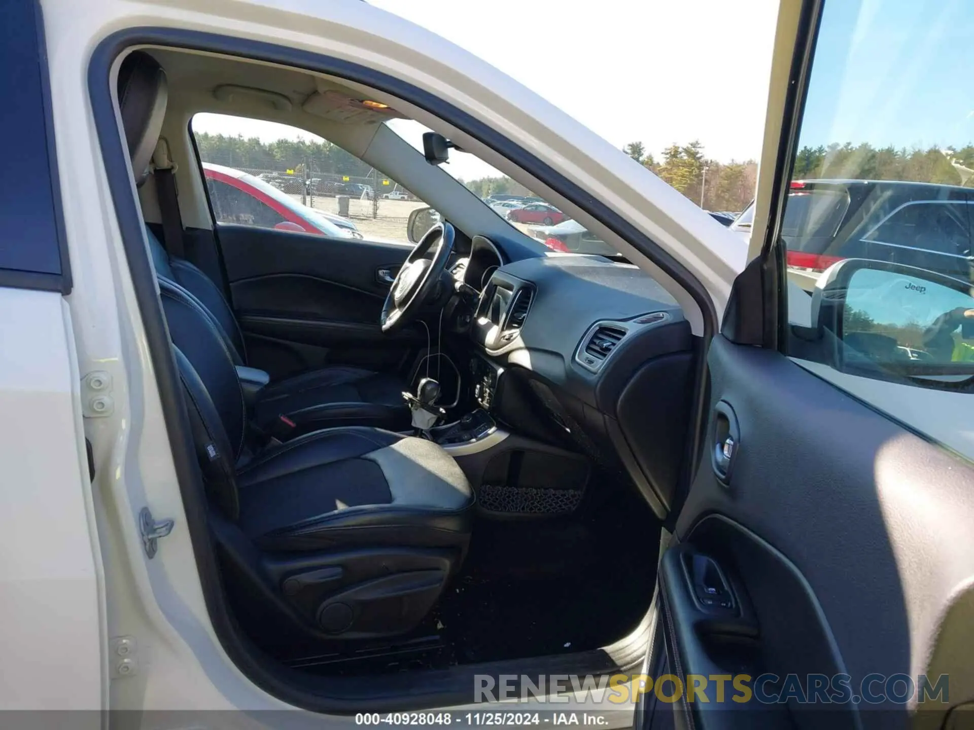 5 fotografías del automóvil dañado 3C4NJDBBXKT601902 JEEP COMPASS 2019
