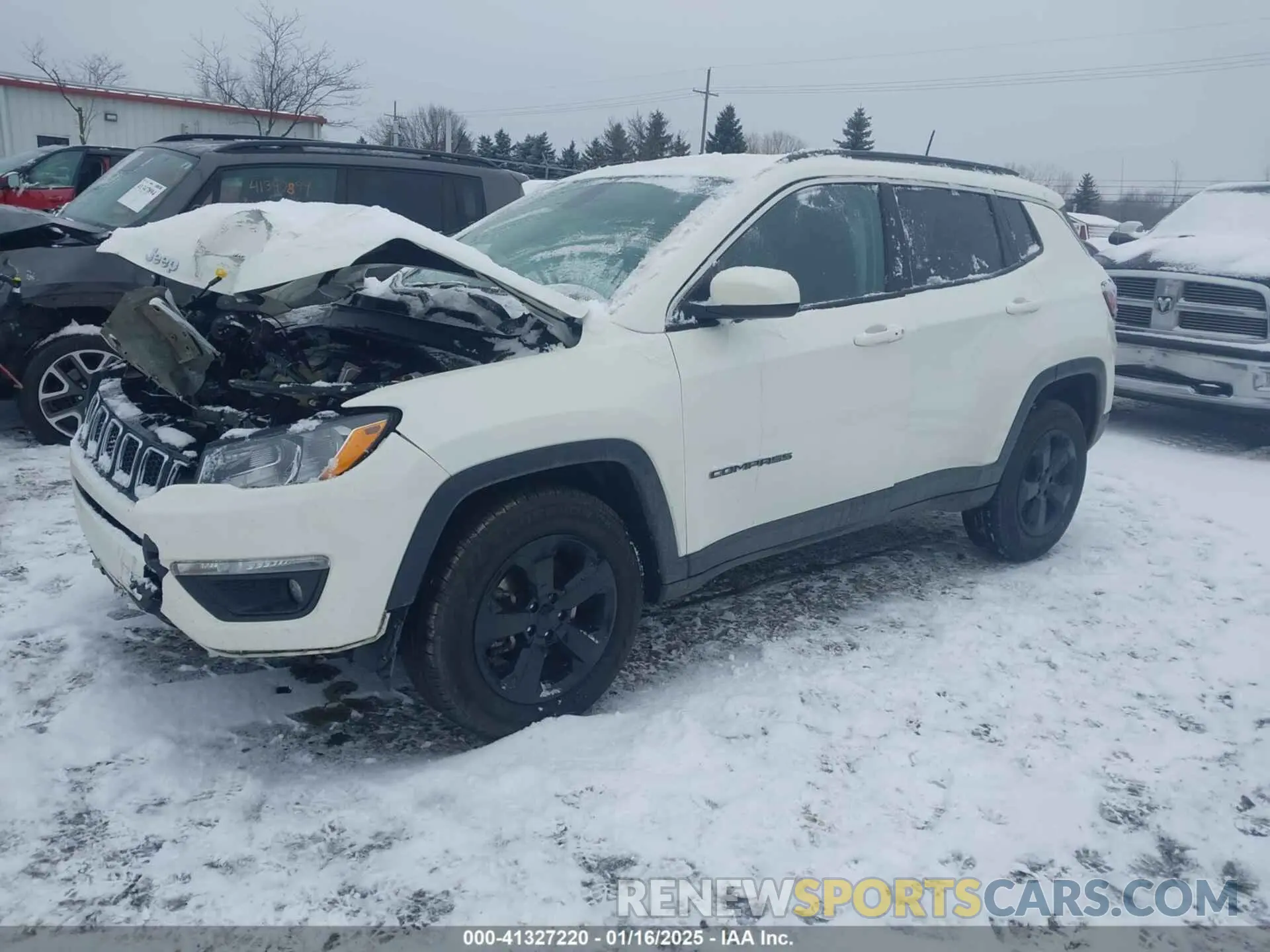 2 fotografías del automóvil dañado 3C4NJDBBXKT647665 JEEP COMPASS 2019