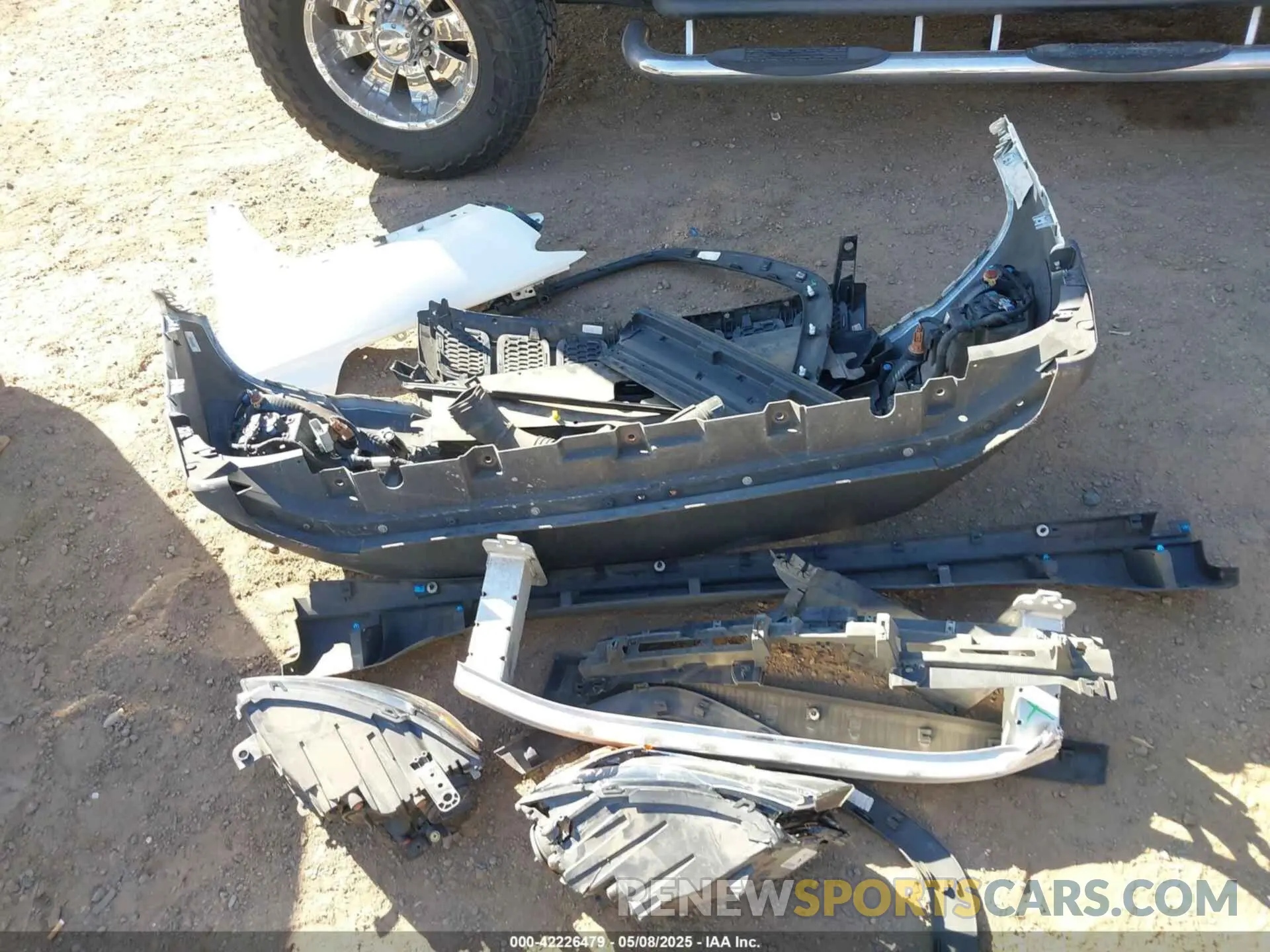12 fotografías del automóvil dañado 3C4NJDBBXKT682870 JEEP COMPASS 2019