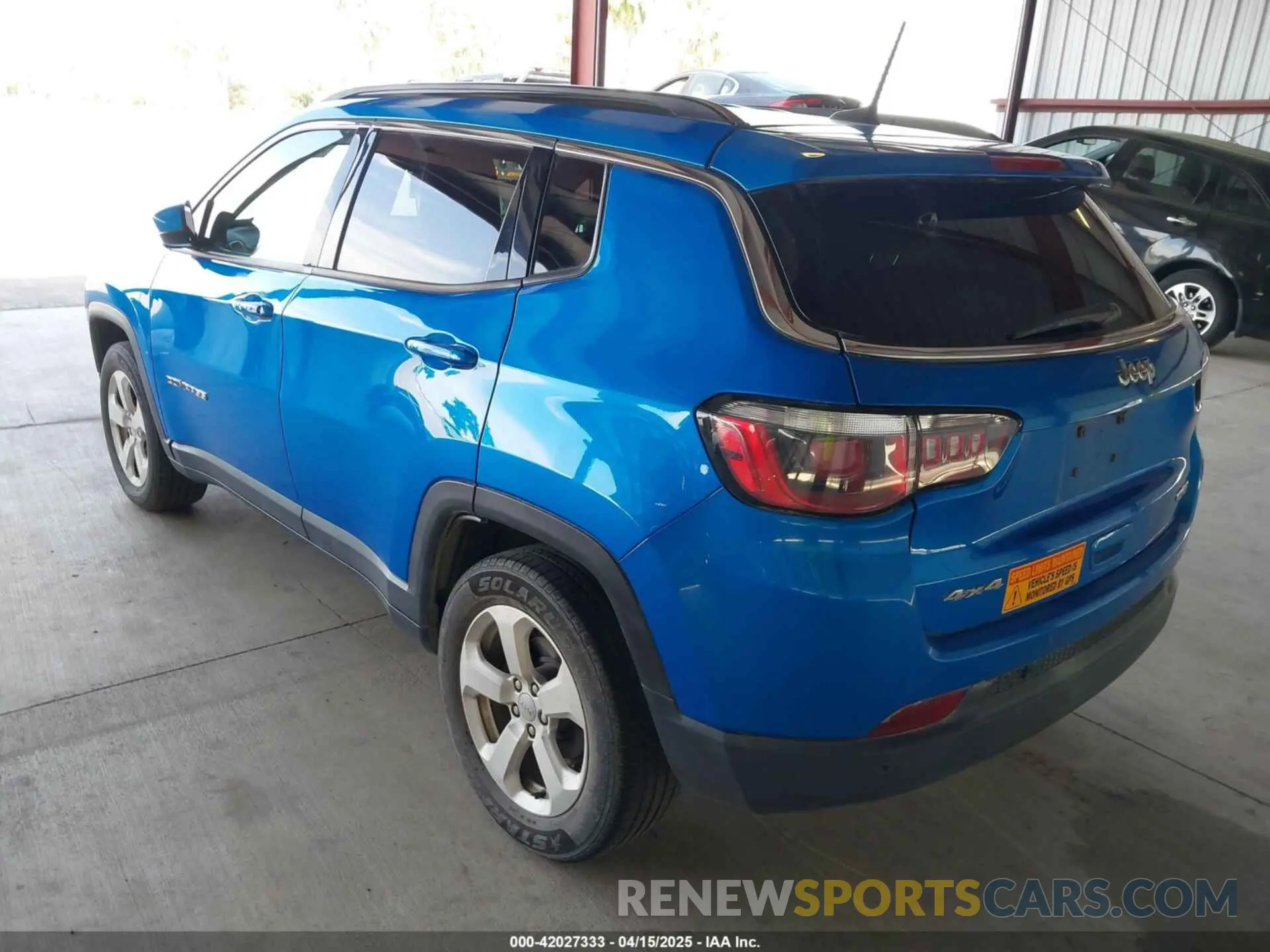 3 fotografías del automóvil dañado 3C4NJDBBXKT745210 JEEP COMPASS 2019