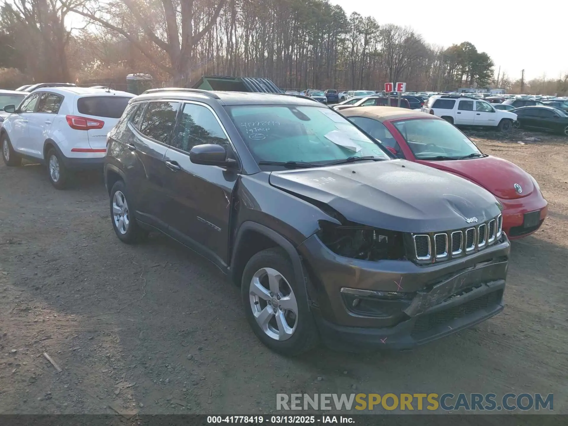 1 fotografías del automóvil dañado 3C4NJDBBXKT767613 JEEP COMPASS 2019