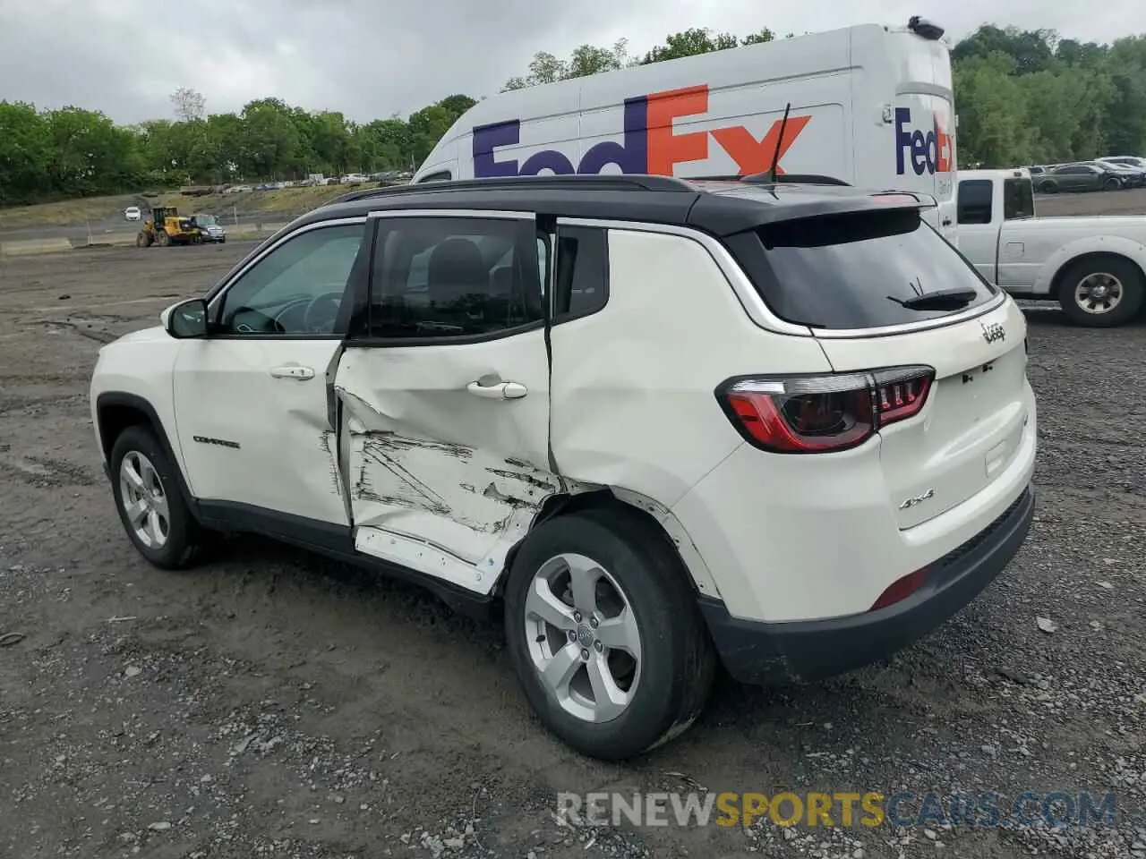 2 fotografías del automóvil dañado 3C4NJDBBXKT780927 JEEP COMPASS 2019