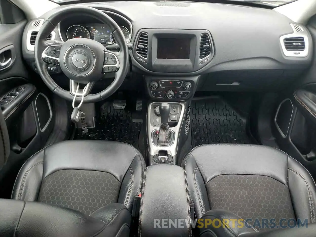 8 fotografías del automóvil dañado 3C4NJDBBXKT780927 JEEP COMPASS 2019