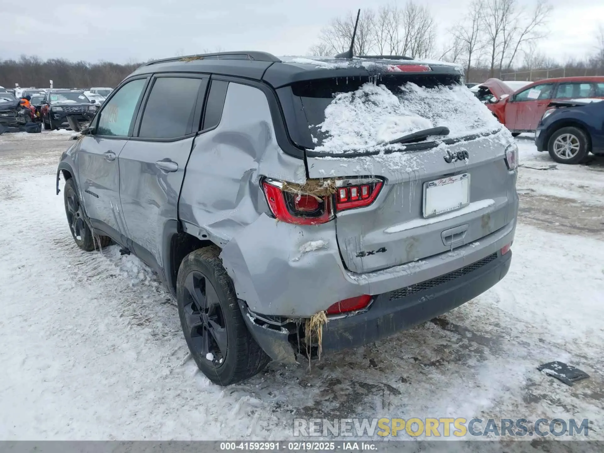 3 fotografías del automóvil dañado 3C4NJDBBXKT840382 JEEP COMPASS 2019