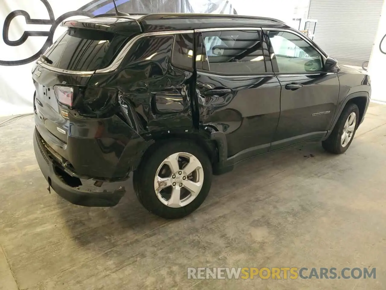 3 fotografías del automóvil dañado 3C4NJDBBXKT850748 JEEP COMPASS 2019