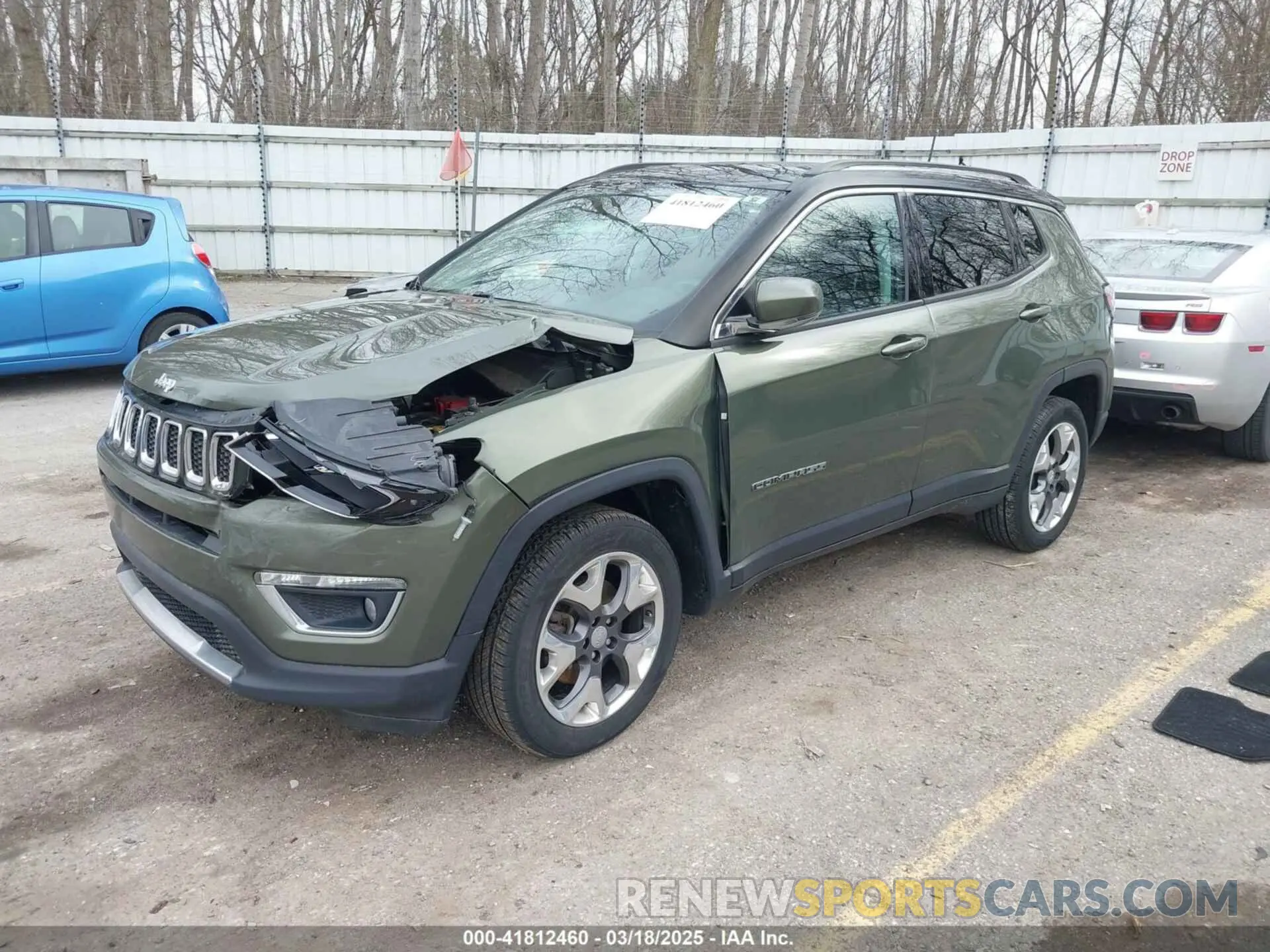 2 fotografías del automóvil dañado 3C4NJDCB0KT812069 JEEP COMPASS 2019