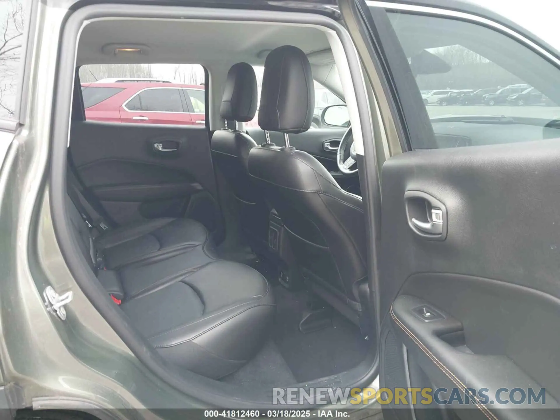 8 fotografías del automóvil dañado 3C4NJDCB0KT812069 JEEP COMPASS 2019