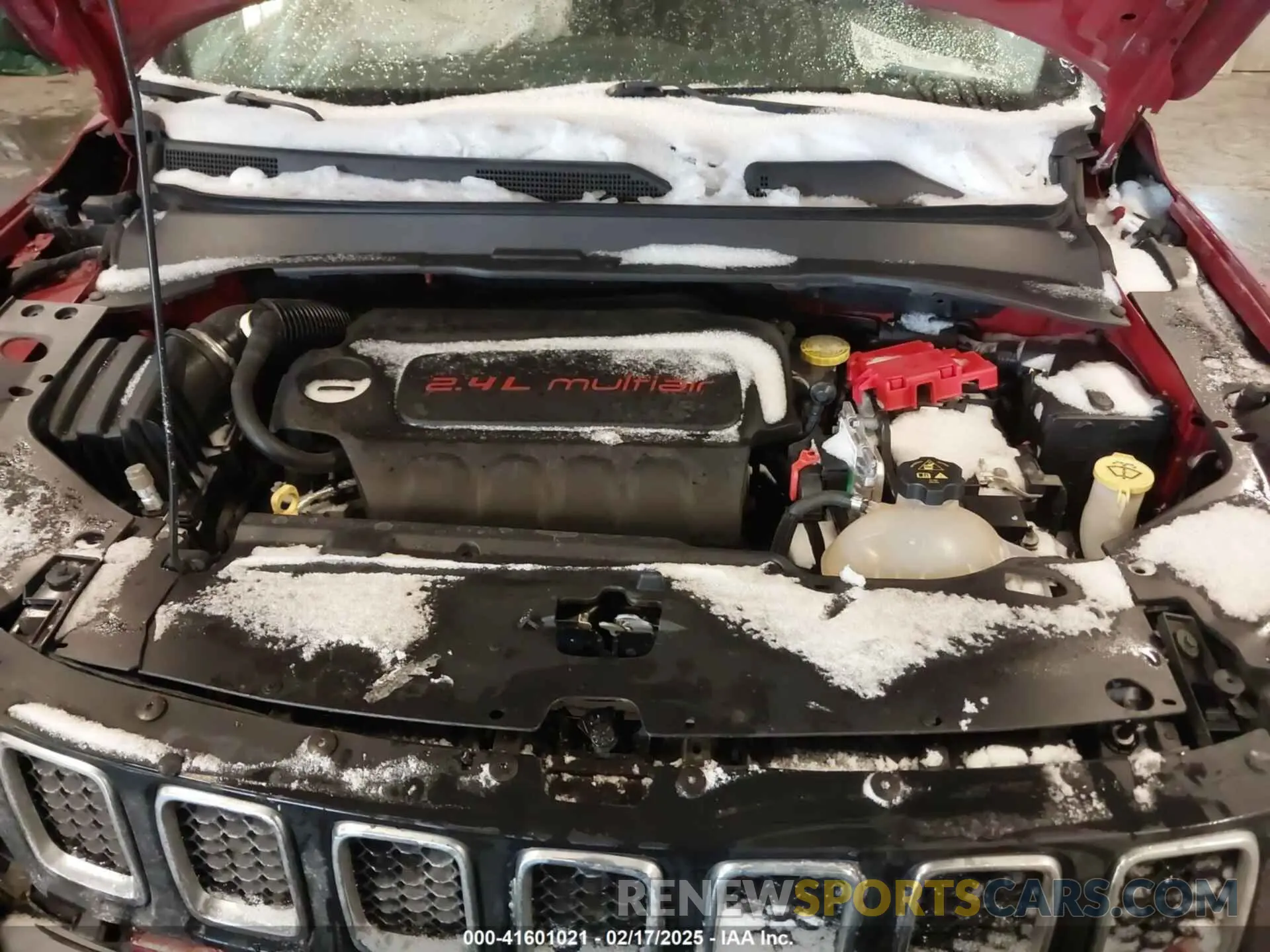 10 fotografías del automóvil dañado 3C4NJDCB1KT673764 JEEP COMPASS 2019
