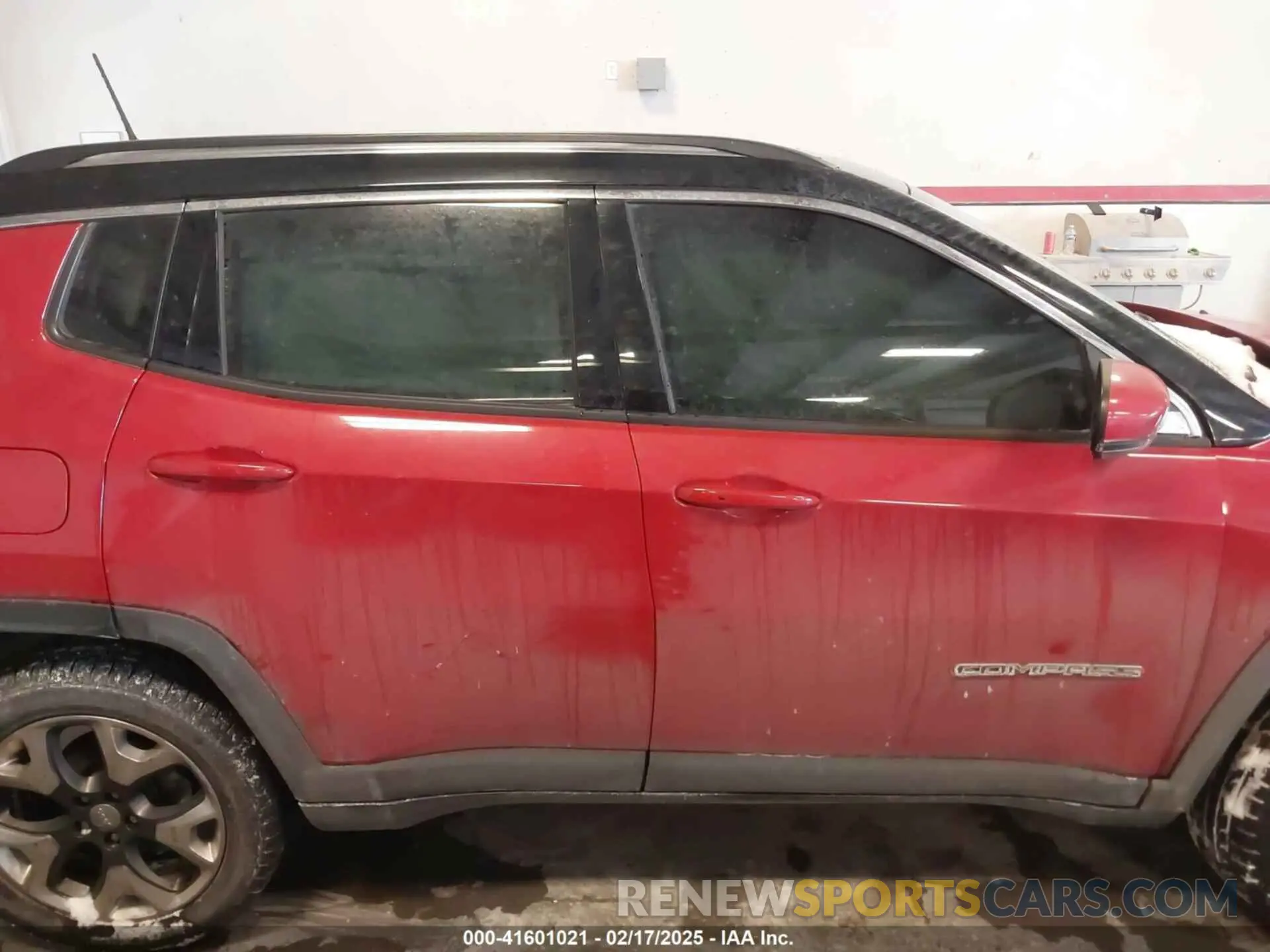 12 fotografías del automóvil dañado 3C4NJDCB1KT673764 JEEP COMPASS 2019