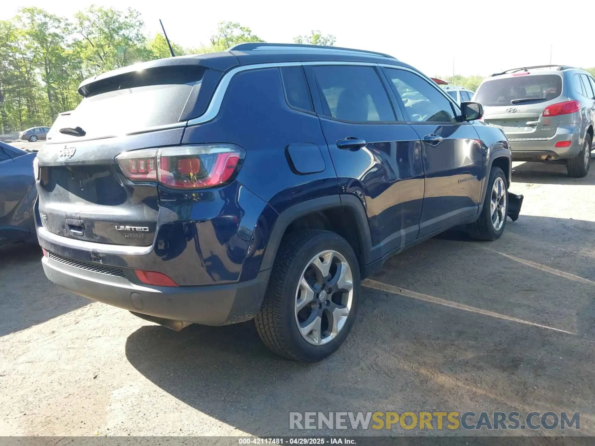 4 fotografías del automóvil dañado 3C4NJDCB1KT680147 JEEP COMPASS 2019