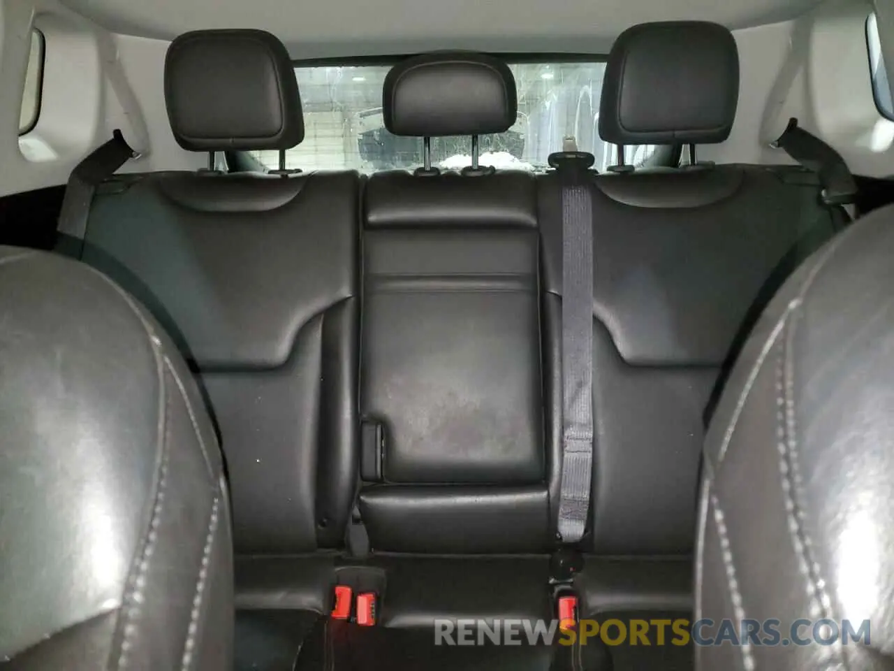 10 fotografías del automóvil dañado 3C4NJDCB2KT683011 JEEP COMPASS 2019