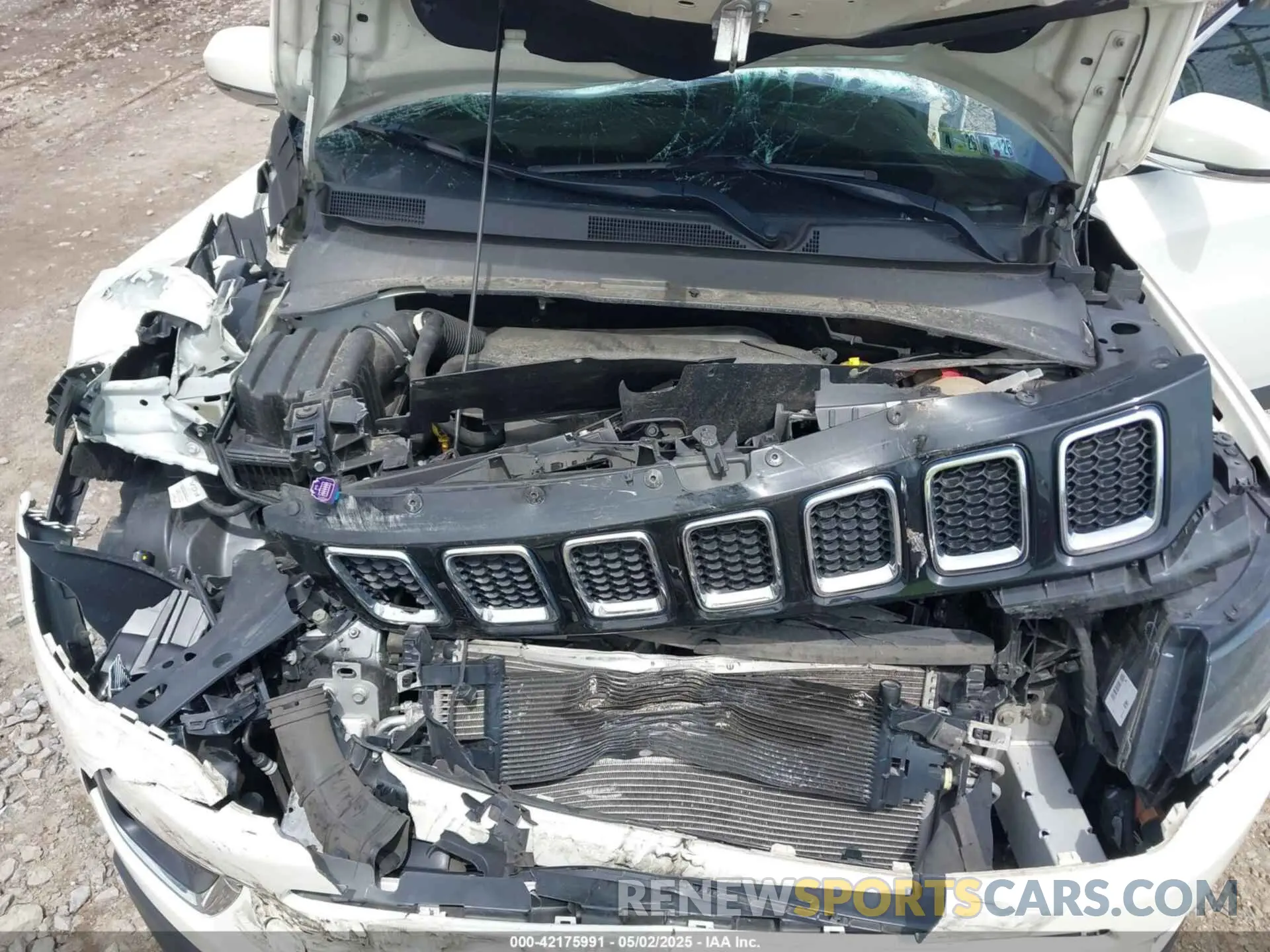 10 fotografías del automóvil dañado 3C4NJDCB2KT704231 JEEP COMPASS 2019