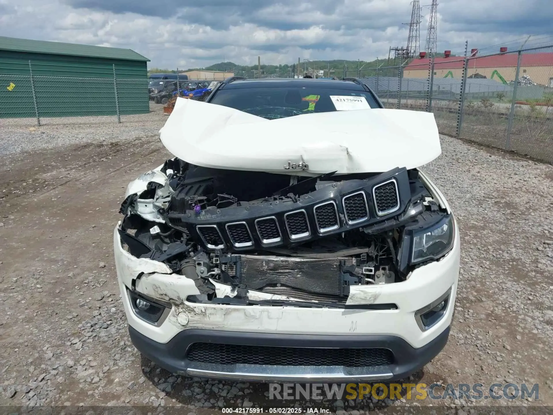 12 fotografías del automóvil dañado 3C4NJDCB2KT704231 JEEP COMPASS 2019