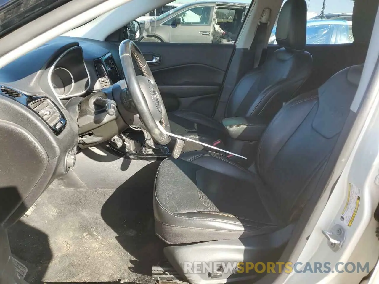 7 fotografías del automóvil dañado 3C4NJDCB3KT842554 JEEP COMPASS 2019