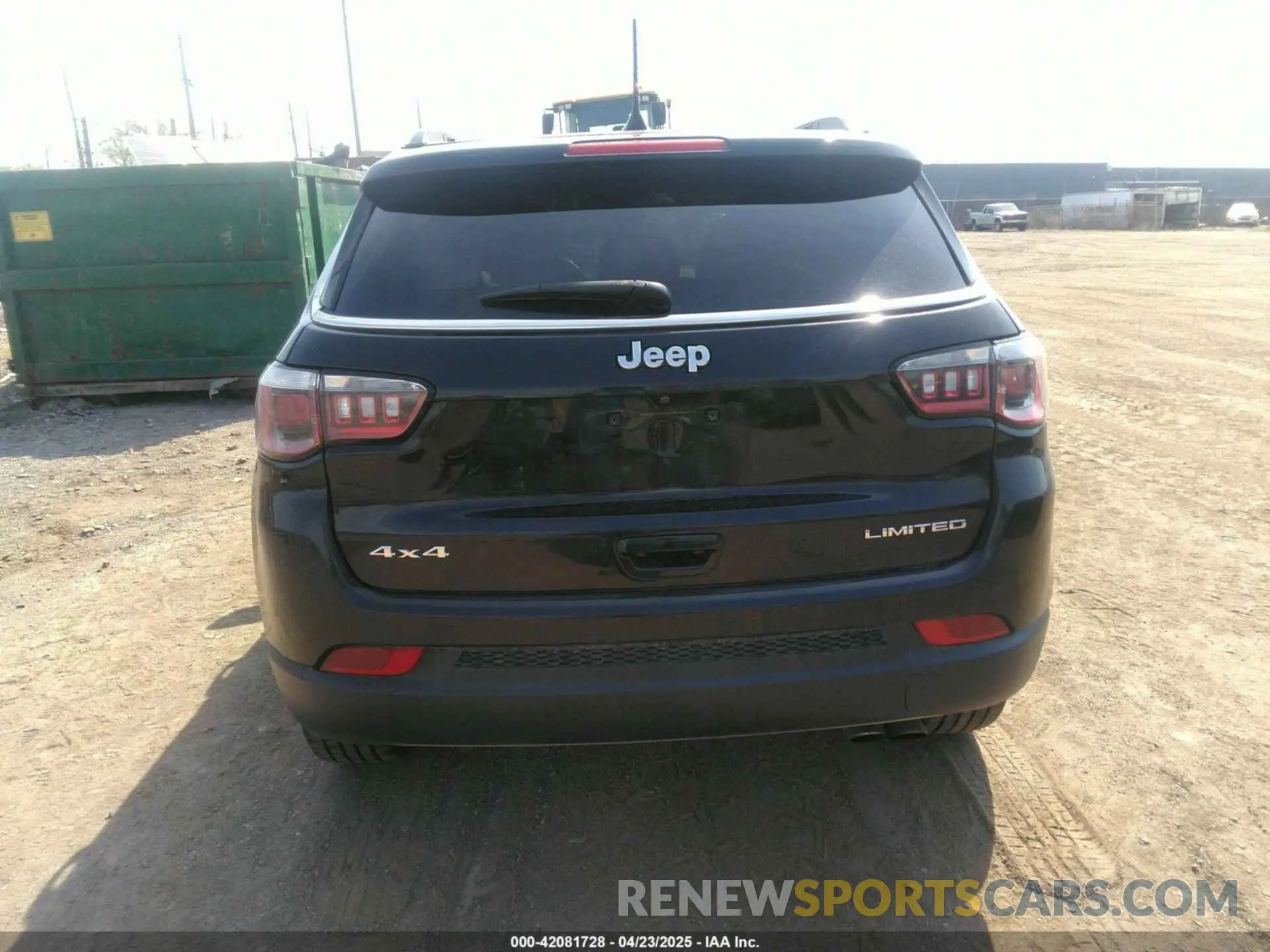 16 fotografías del automóvil dañado 3C4NJDCB4KT674567 JEEP COMPASS 2019