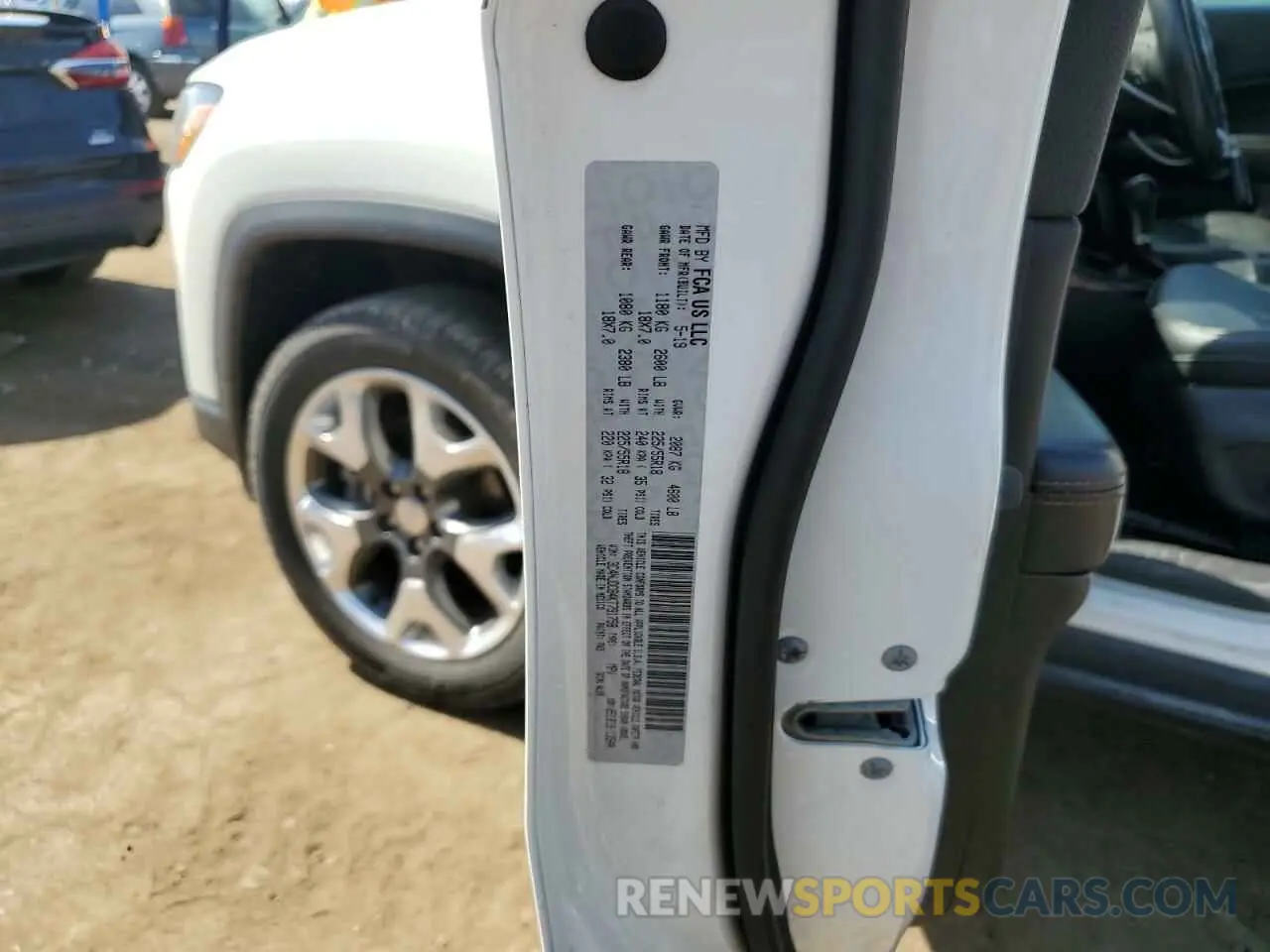 13 fotografías del automóvil dañado 3C4NJDCB4KT791758 JEEP COMPASS 2019