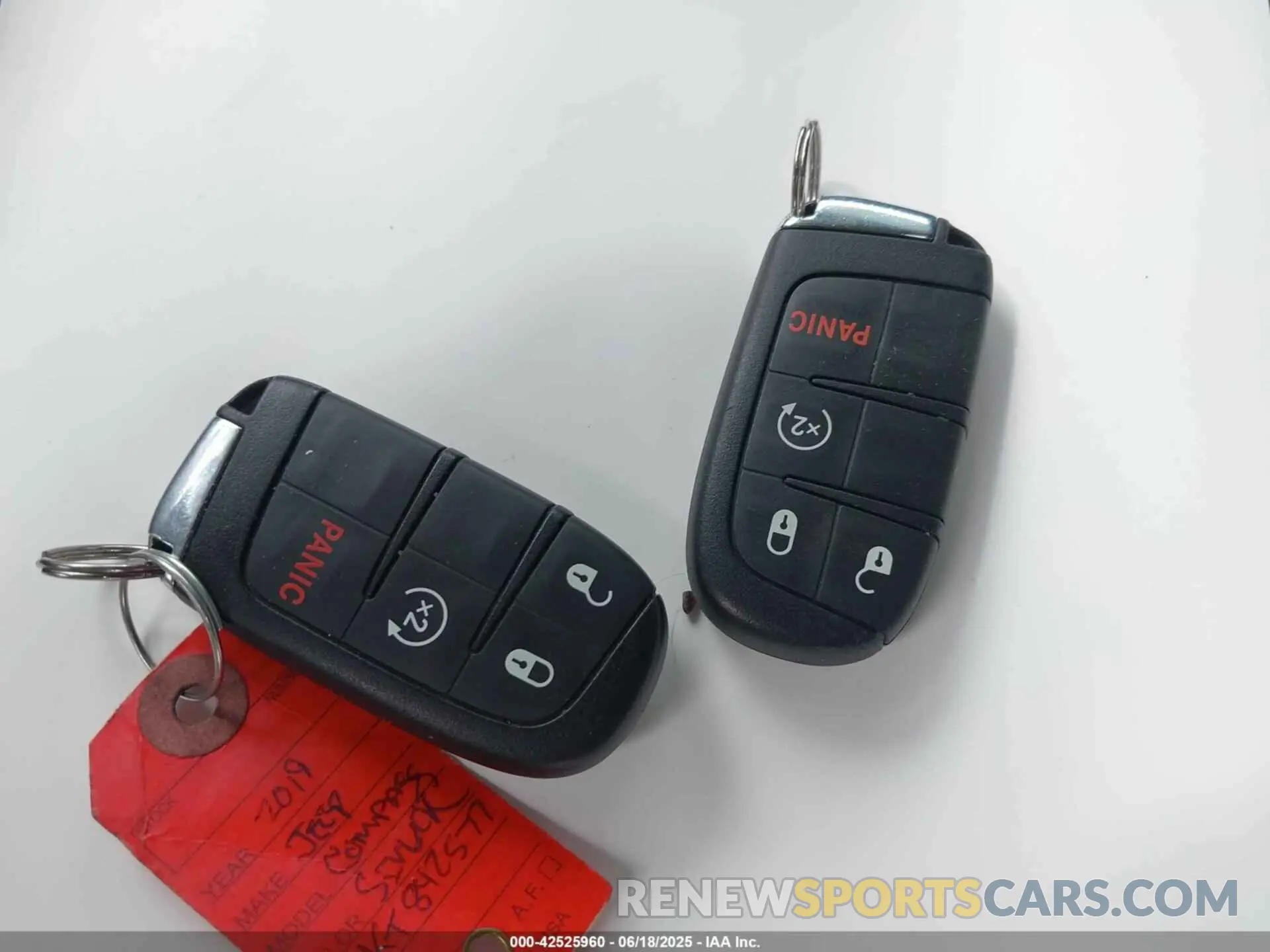 11 fotografías del automóvil dañado 3C4NJDCB4KT842577 JEEP COMPASS 2019