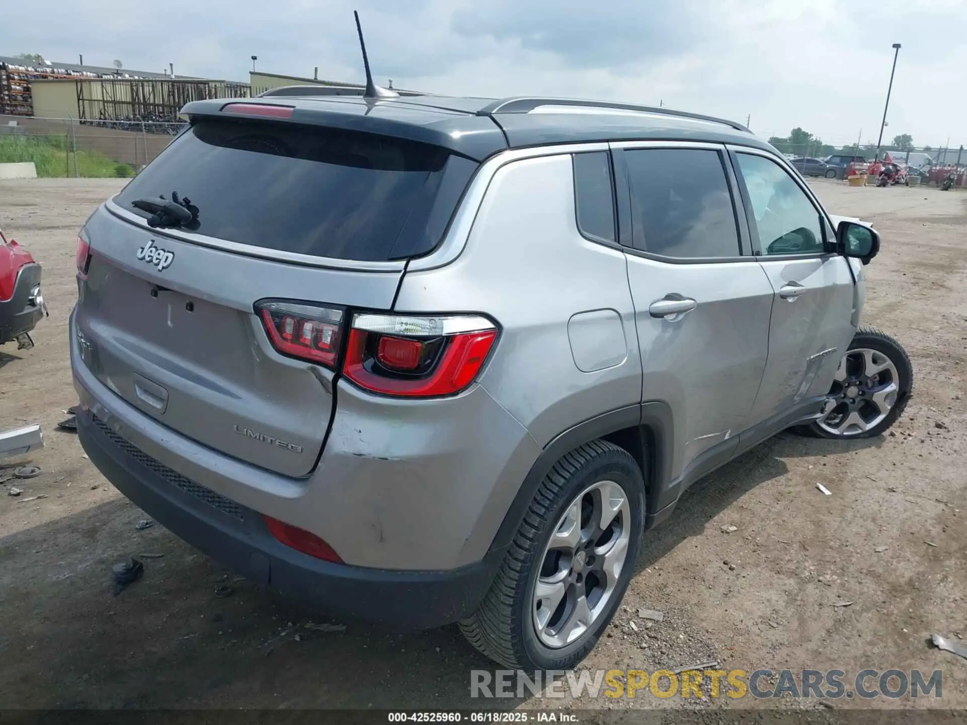 4 fotografías del automóvil dañado 3C4NJDCB4KT842577 JEEP COMPASS 2019