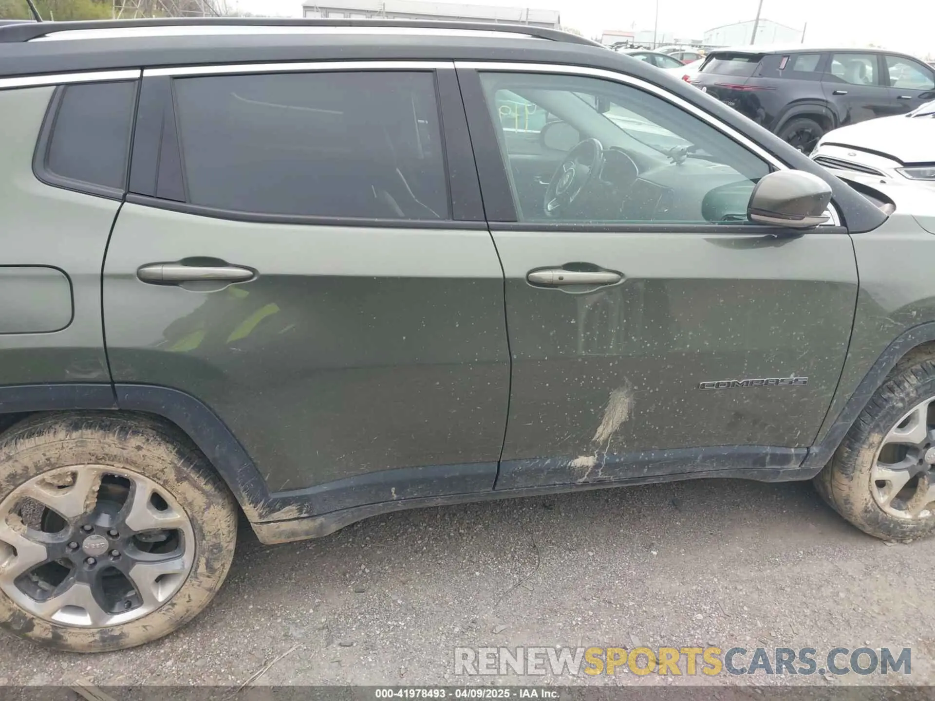 13 fotografías del automóvil dañado 3C4NJDCB5KT629864 JEEP COMPASS 2019