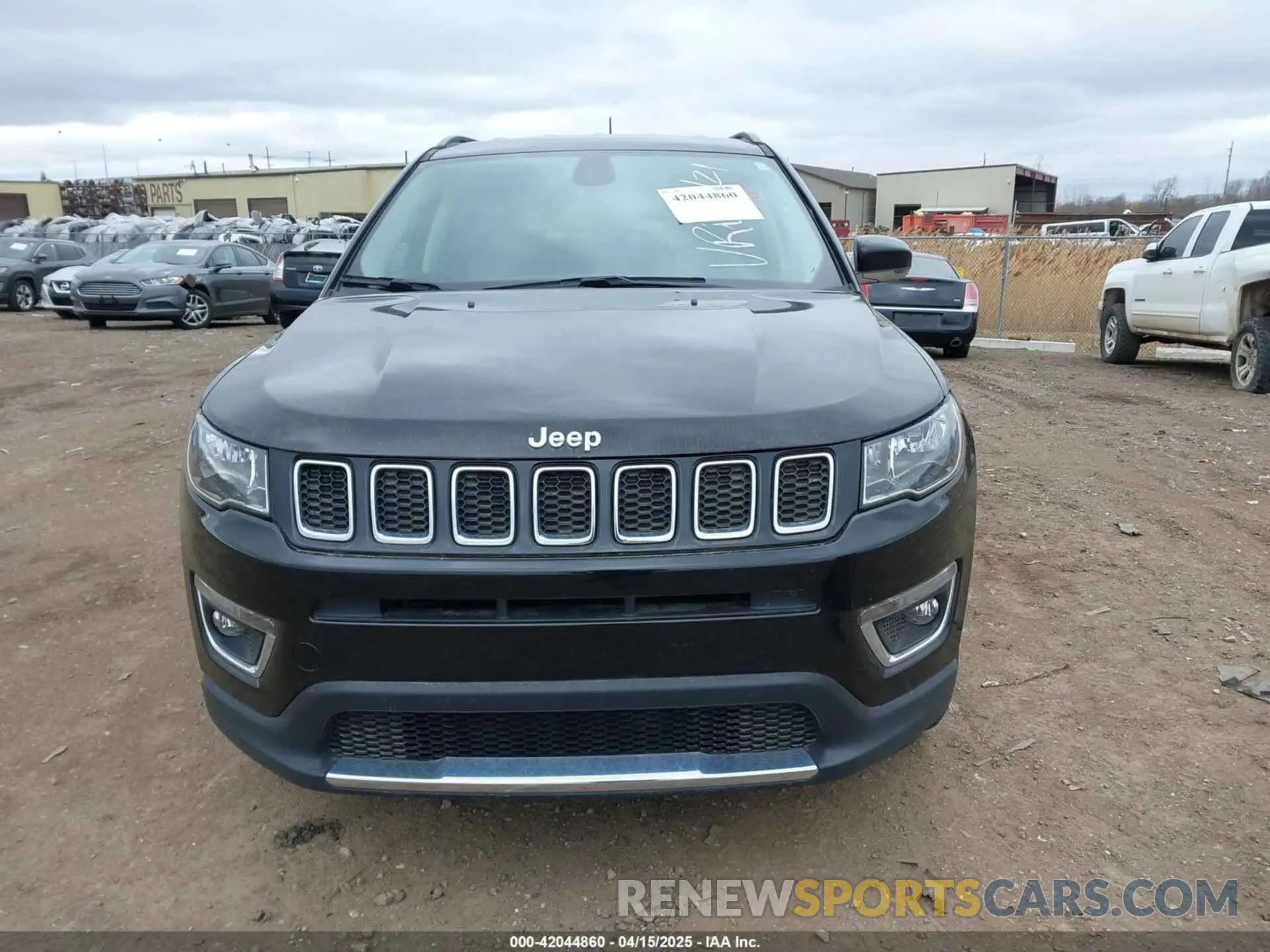 12 fotografías del automóvil dañado 3C4NJDCB5KT812231 JEEP COMPASS 2019