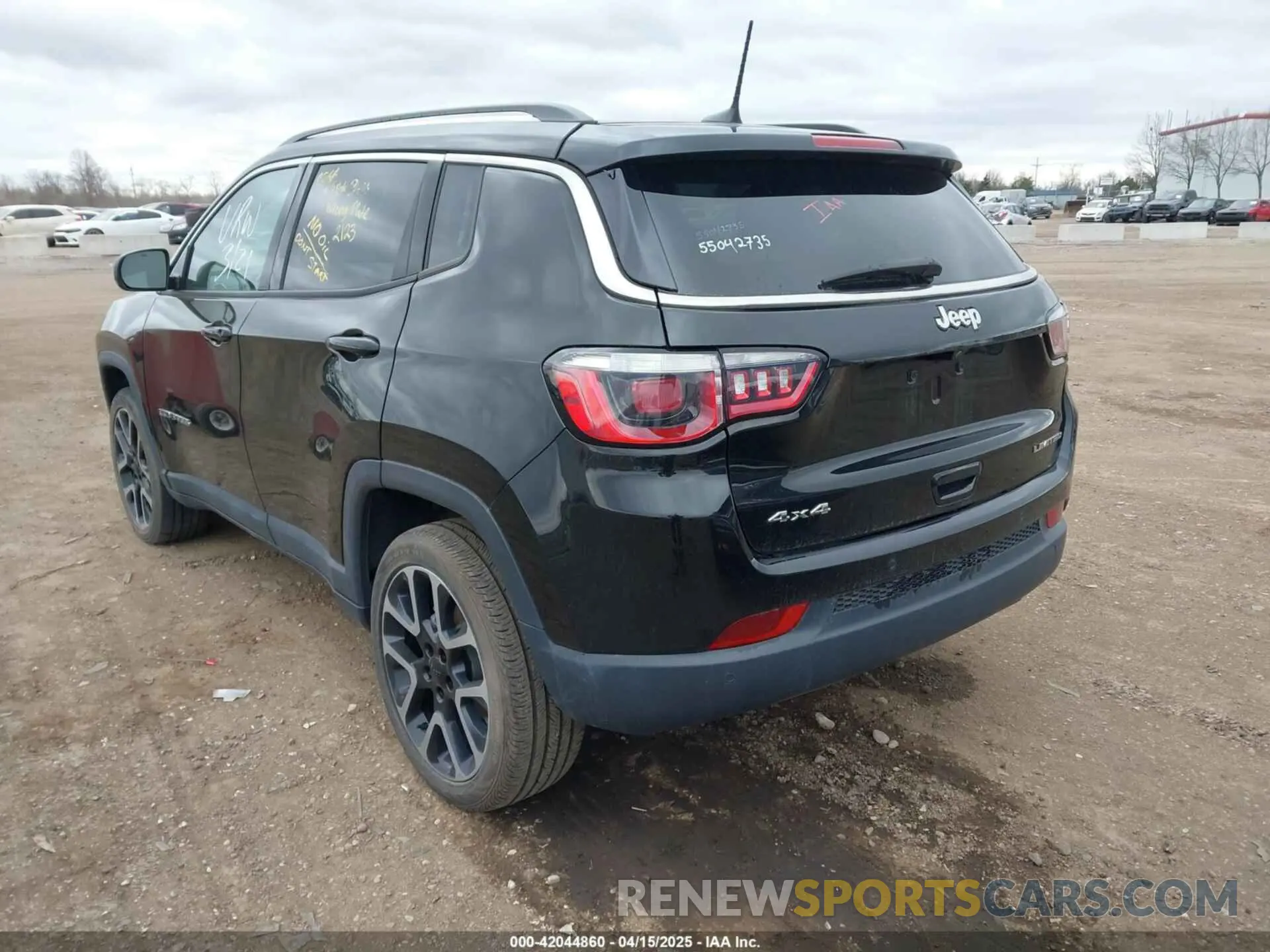 3 fotografías del automóvil dañado 3C4NJDCB5KT812231 JEEP COMPASS 2019