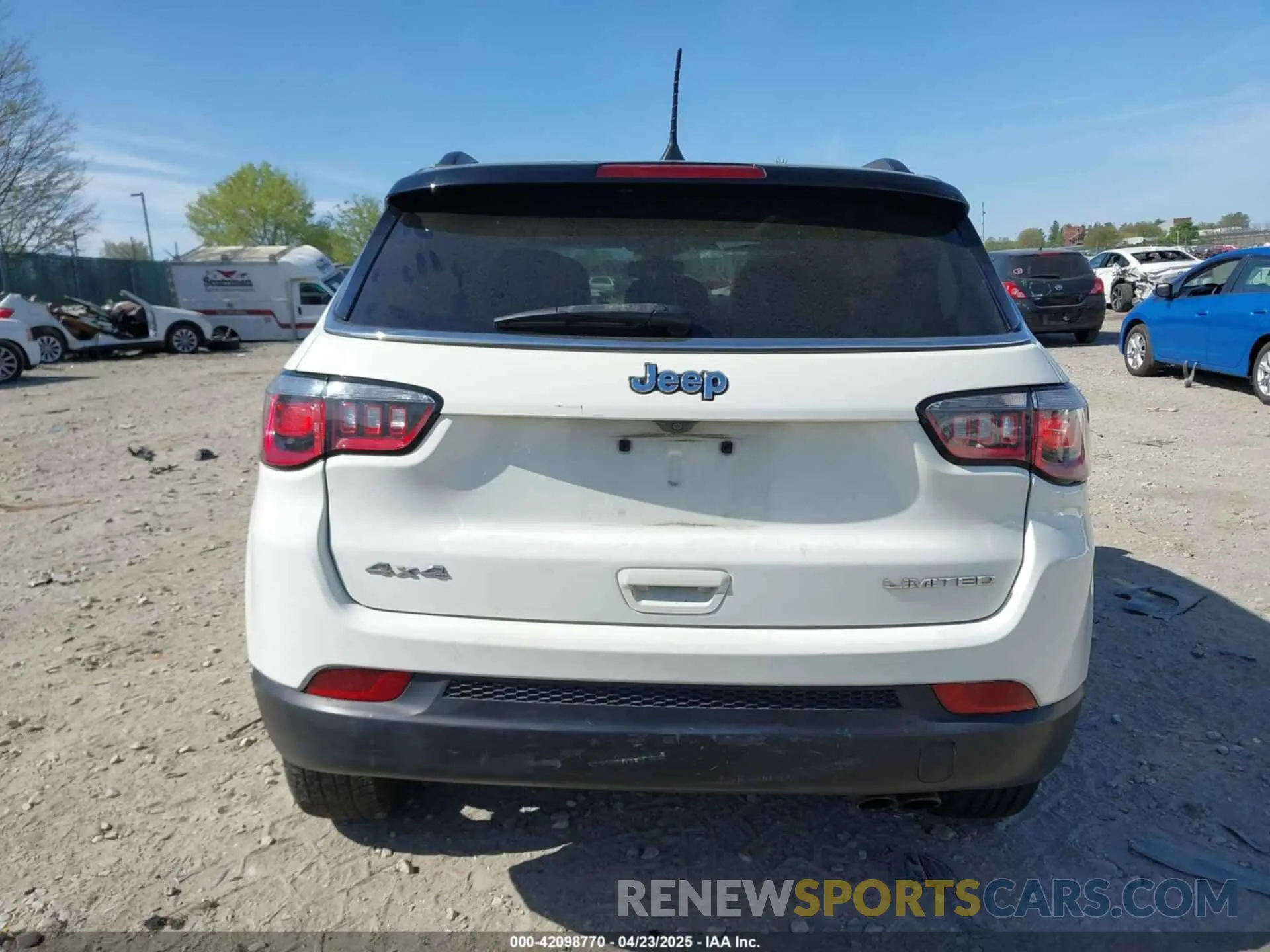 15 fotografías del automóvil dañado 3C4NJDCB6KT740505 JEEP COMPASS 2019