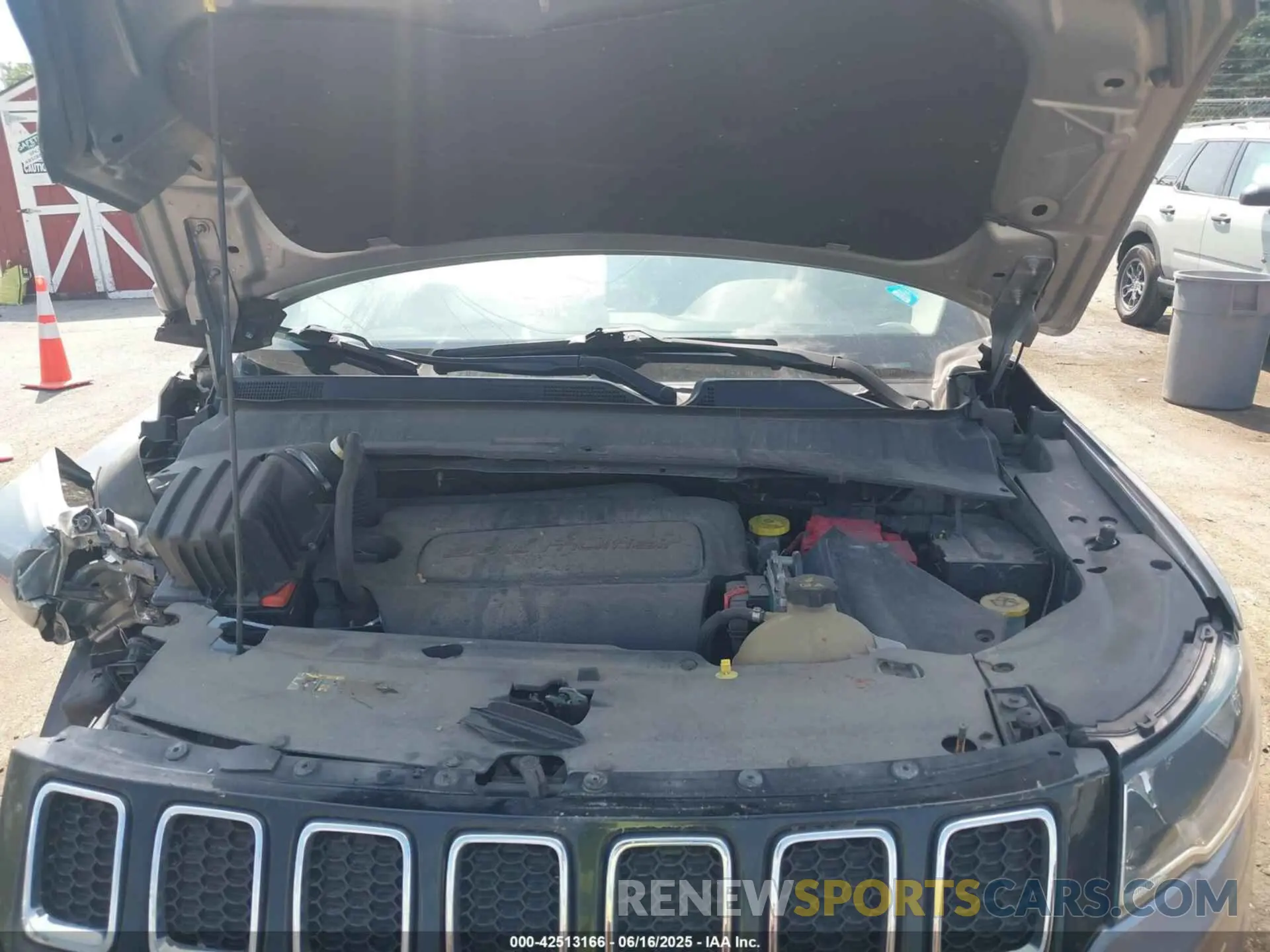 10 fotografías del automóvil dañado 3C4NJDCB6KT791082 JEEP COMPASS 2019