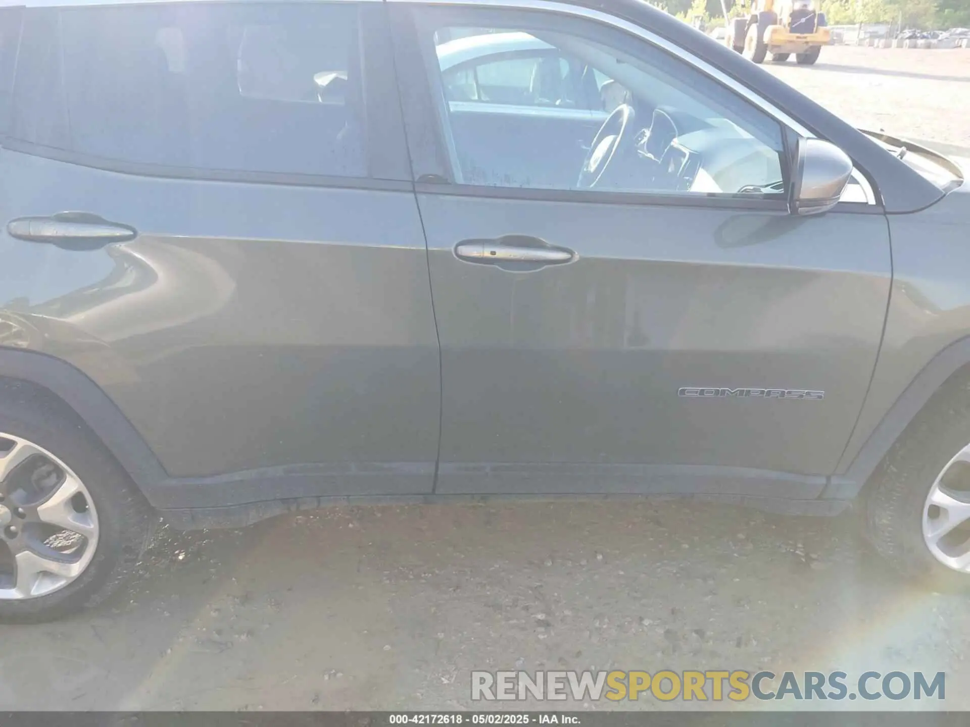 13 fotografías del automóvil dañado 3C4NJDCB7KT646715 JEEP COMPASS 2019