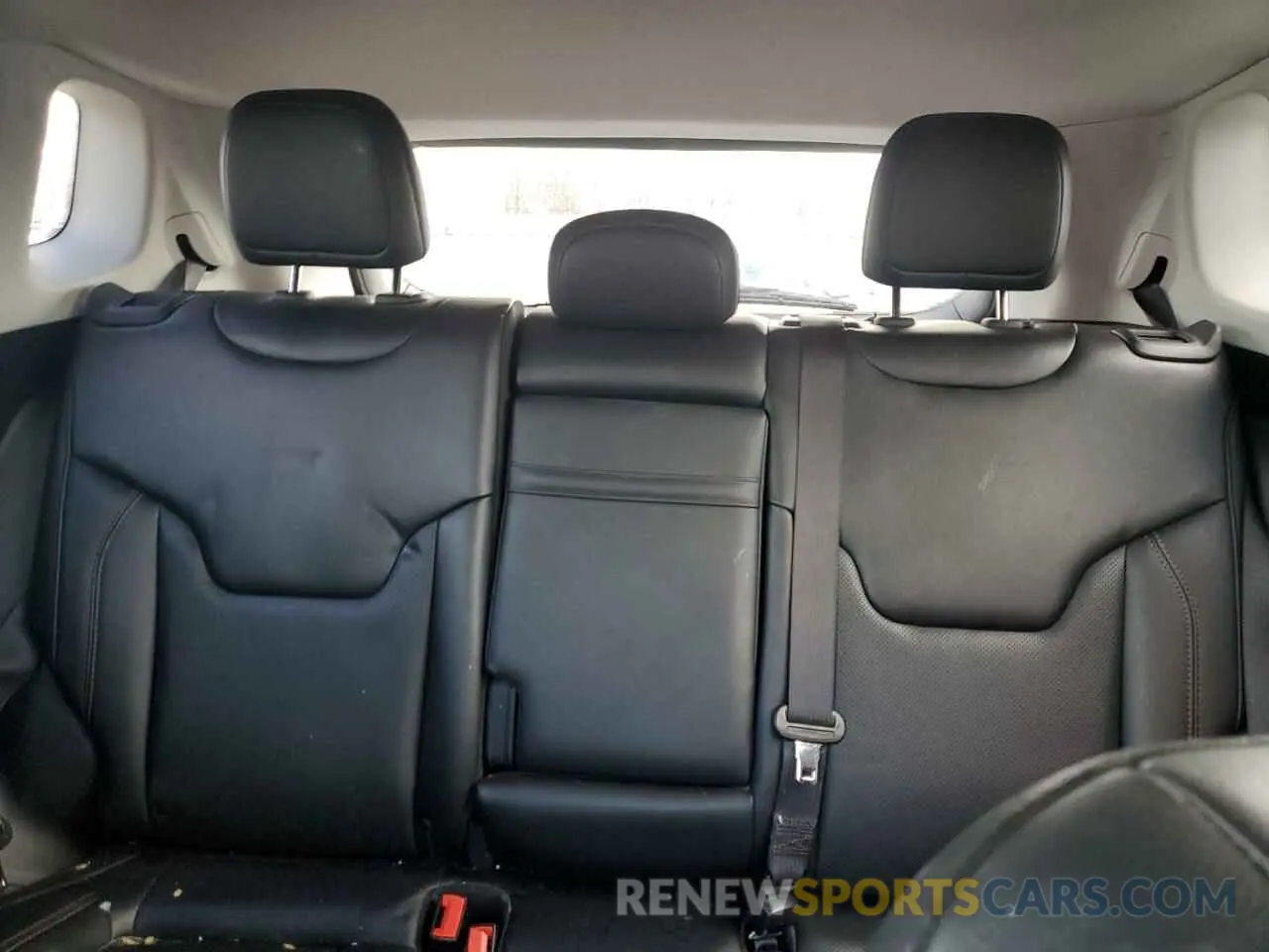 10 fotografías del automóvil dañado 3C4NJDCB7KT742344 JEEP COMPASS 2019