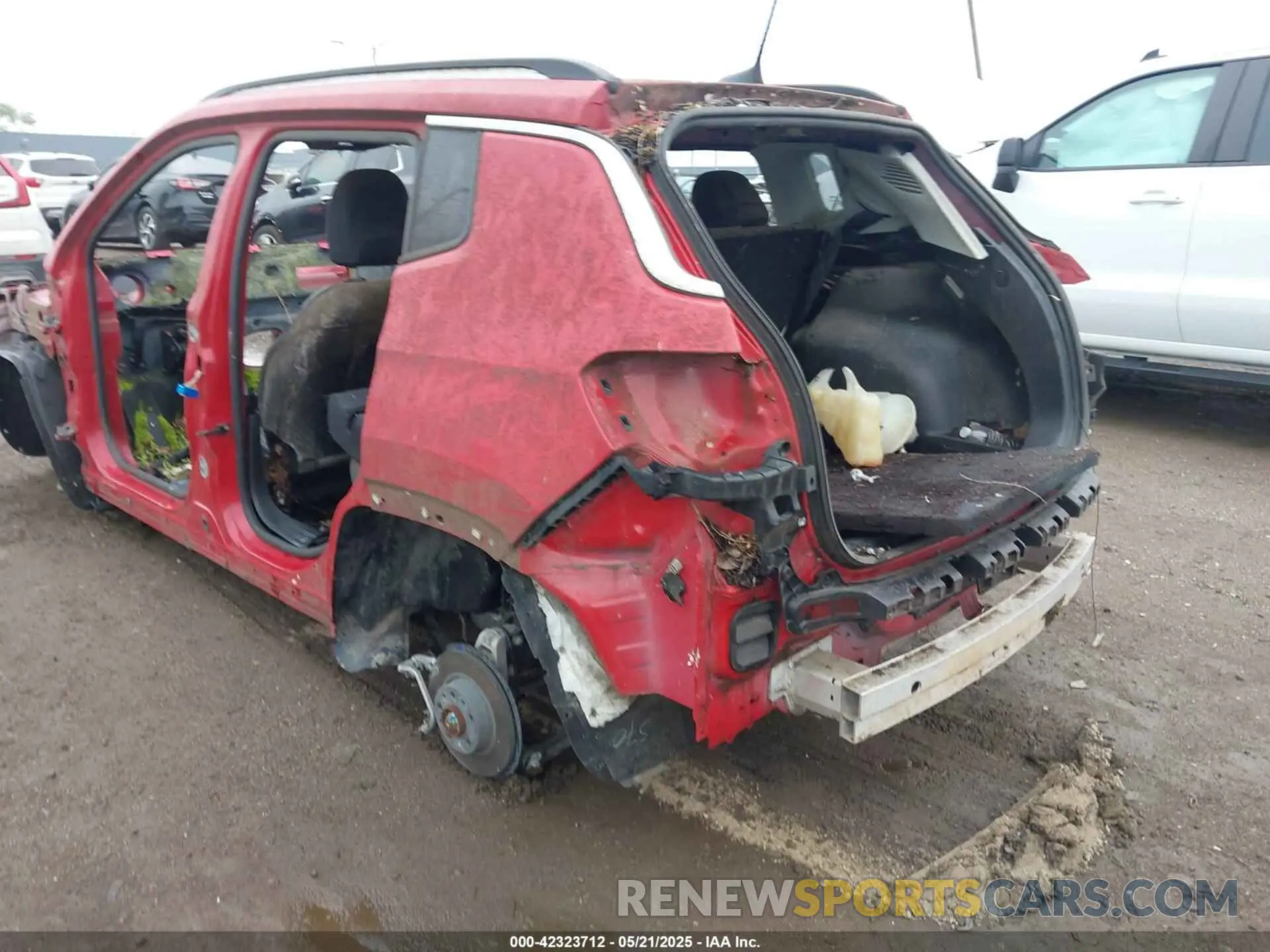 3 fotografías del automóvil dañado 3C4NJDCB7KT791012 JEEP COMPASS 2019