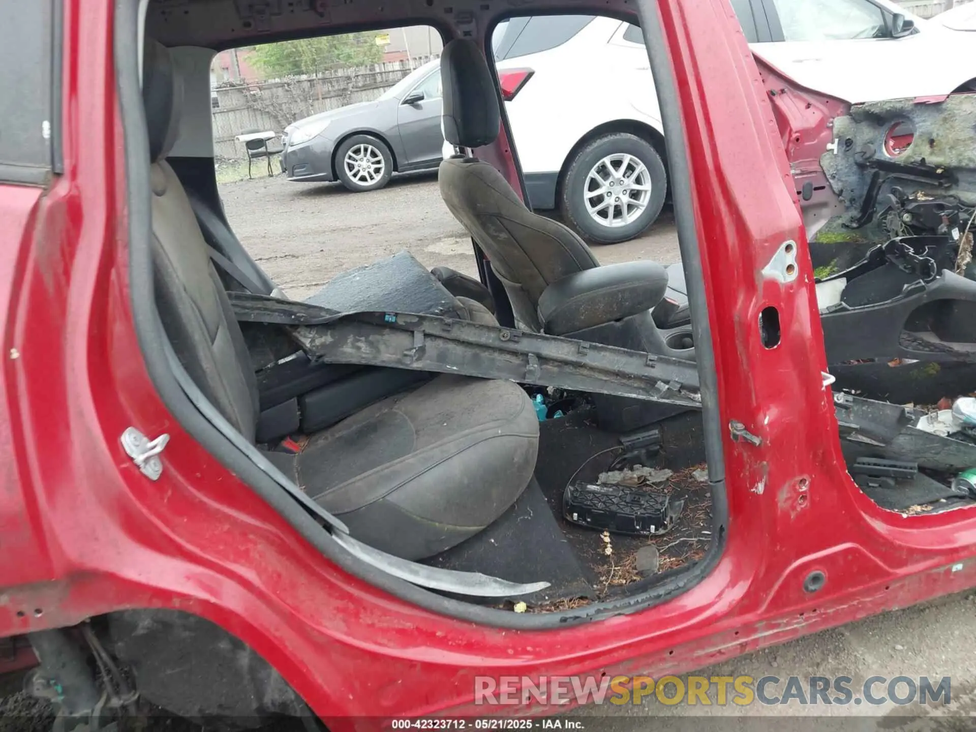 8 fotografías del automóvil dañado 3C4NJDCB7KT791012 JEEP COMPASS 2019