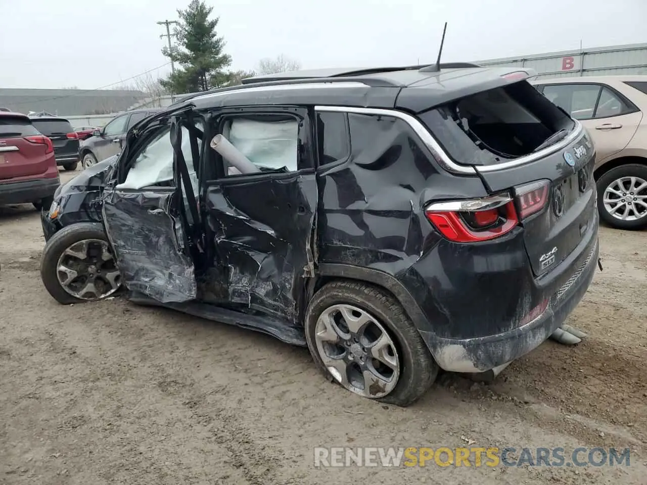 2 fotografías del automóvil dañado 3C4NJDCB8KT672479 JEEP COMPASS 2019