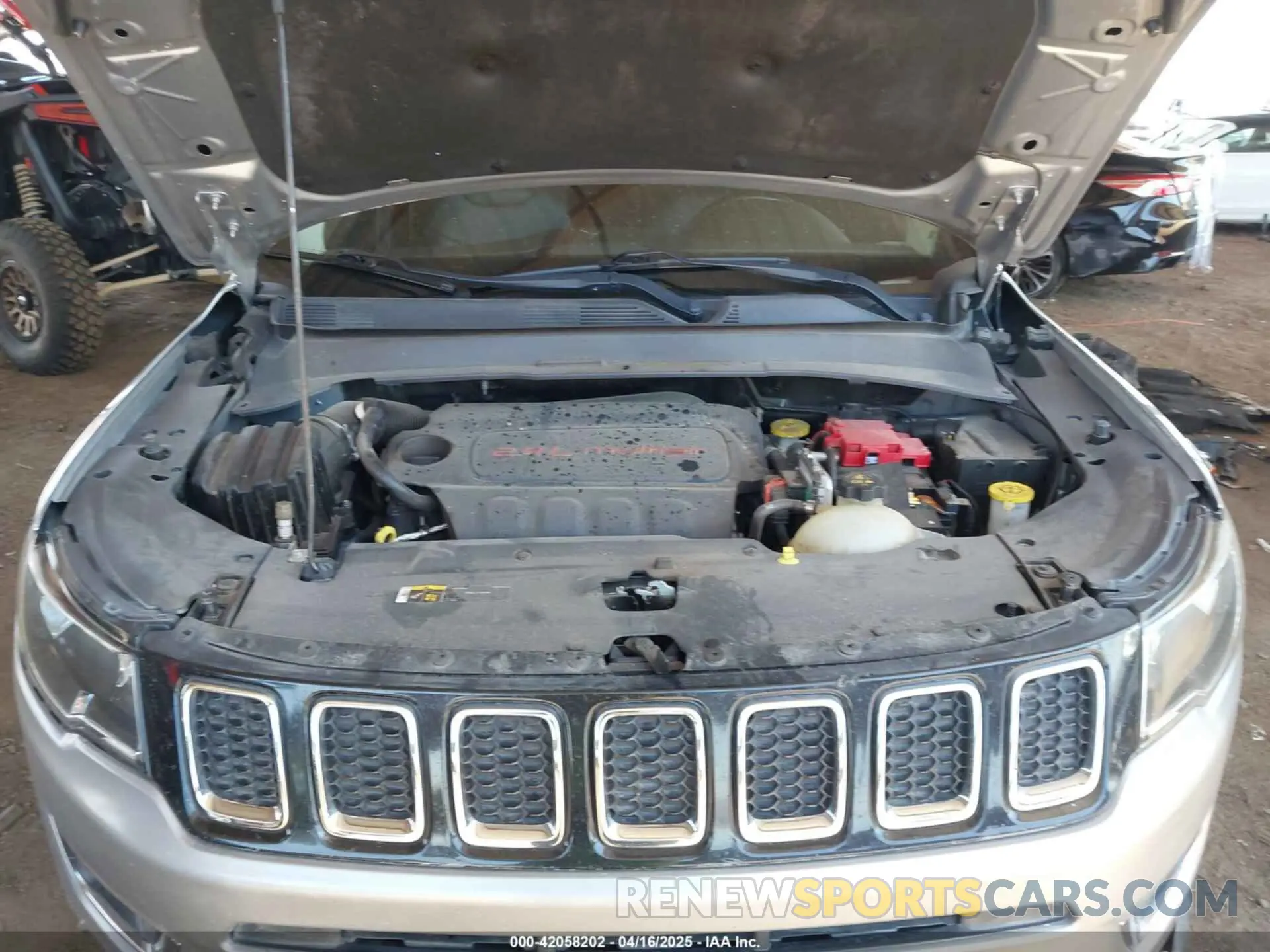 10 fotografías del automóvil dañado 3C4NJDCB8KT791262 JEEP COMPASS 2019