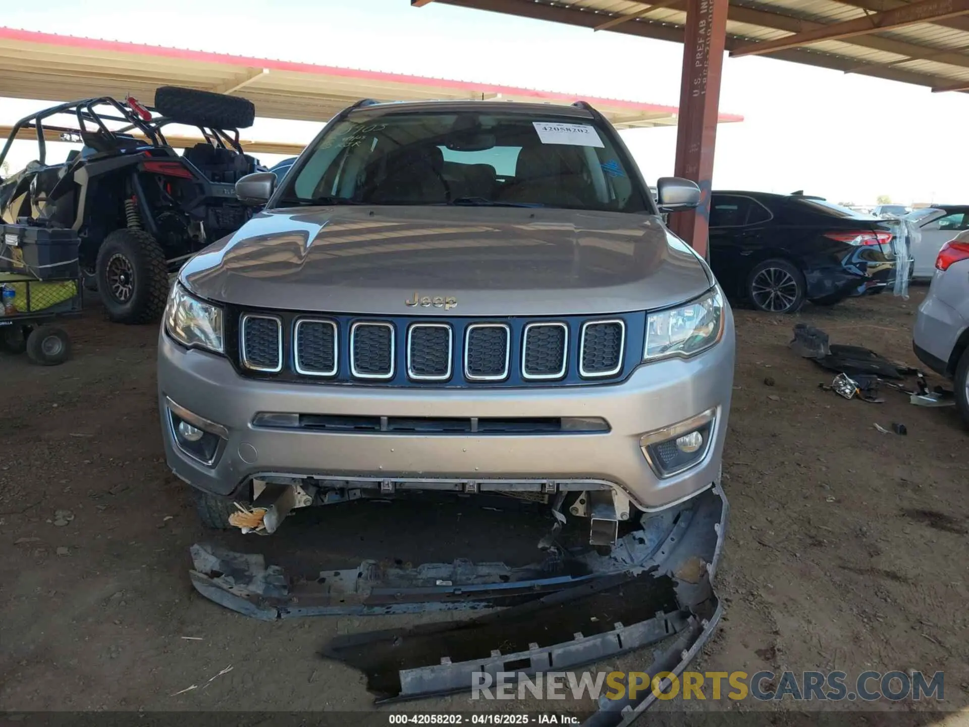 12 fotografías del automóvil dañado 3C4NJDCB8KT791262 JEEP COMPASS 2019